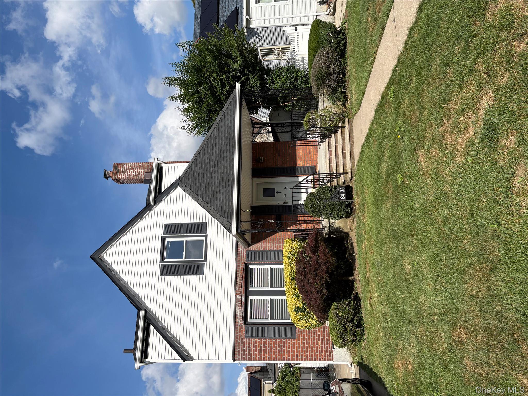 #1 photo, 8436 252nd Street, クイーンズ区 Bellerose , NY 11426