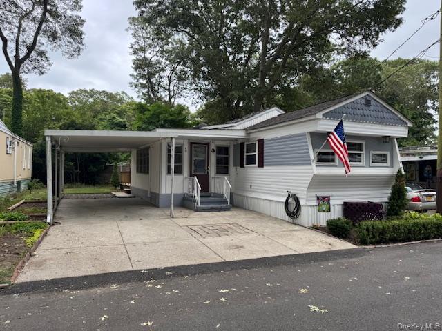 #1 photo, 658 Sound Avenue, サフォーク郡 Calverton , NY 11933