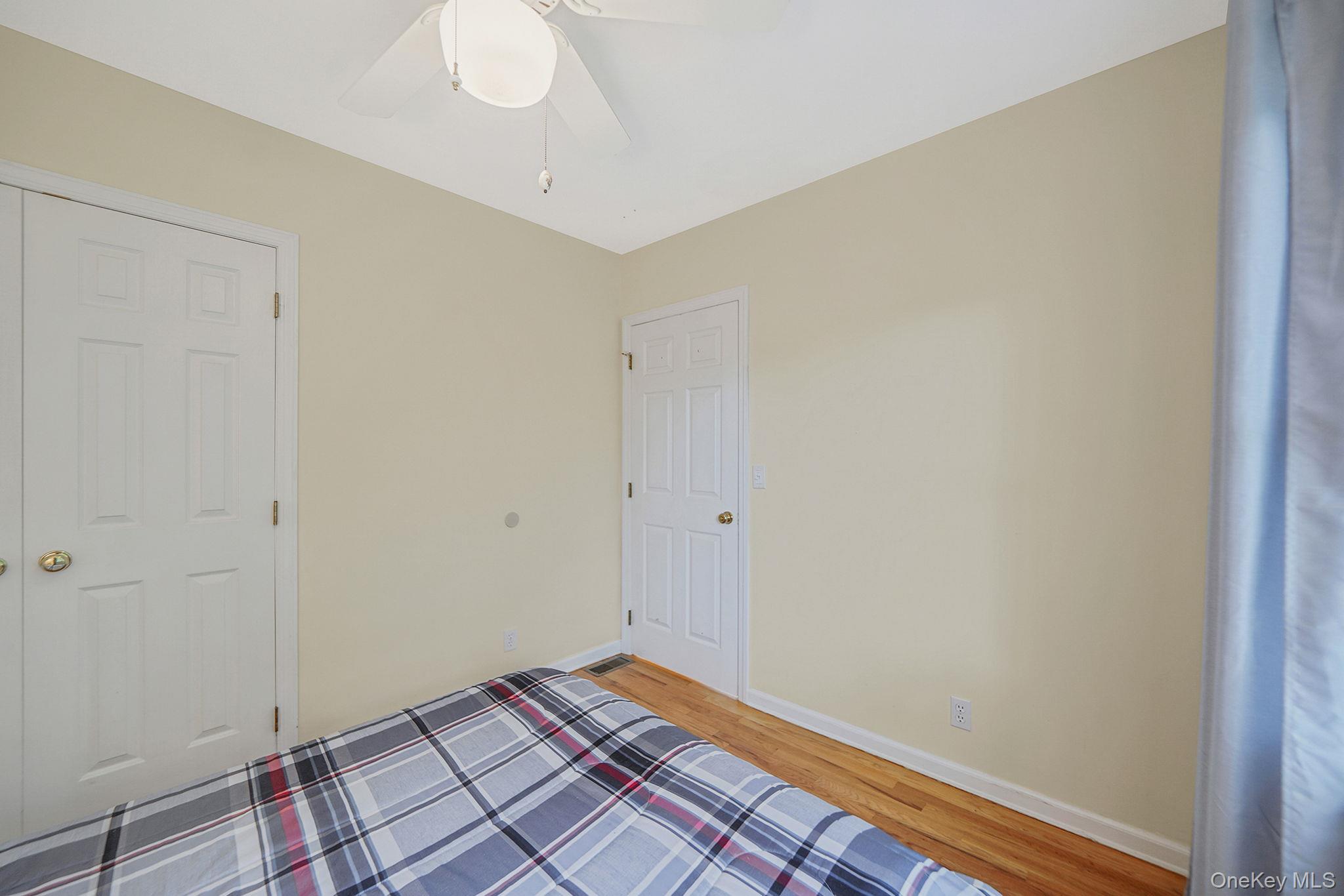 #20 photo, 321 Sound Beach Boulevard, サフォーク郡 Sound Beach , NY 11789