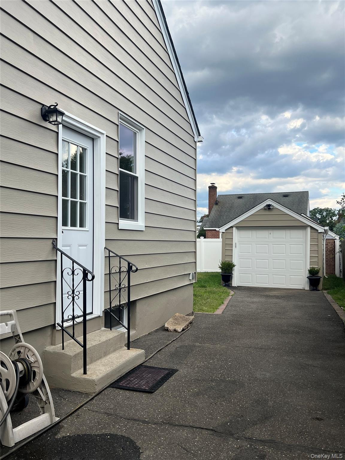 #3 photo, 249 Hoffman Street, ナッソー郡 Franklin Square , NY 11010