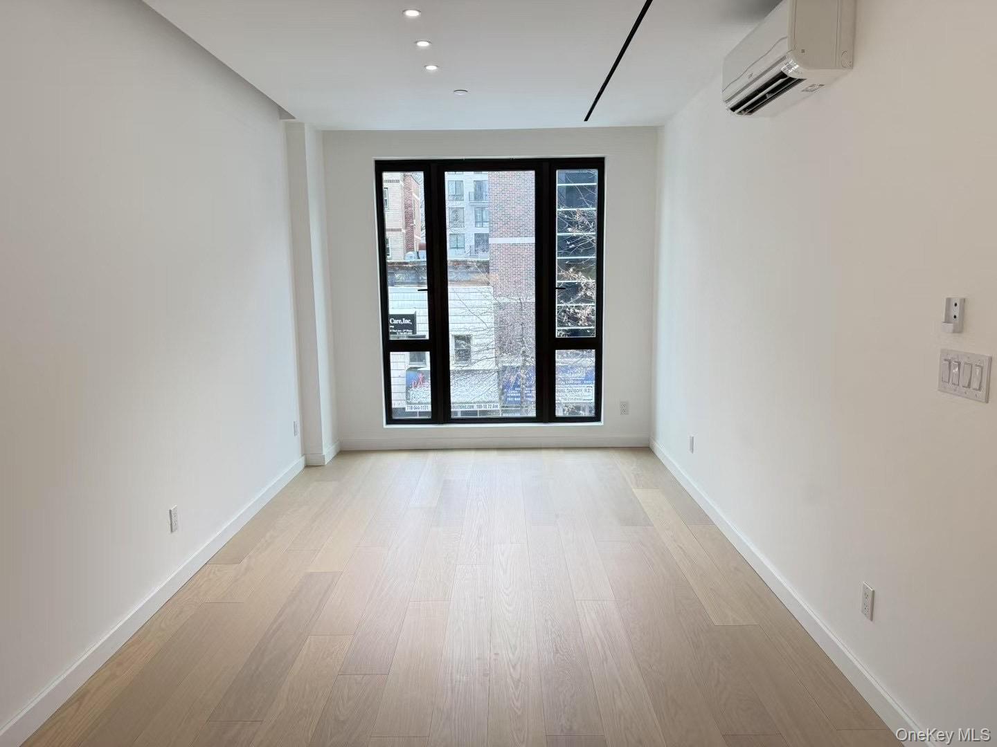 #6 photo, 108-15 72nd Avenue, クイーンズ区 Forest Hills , NY 11375