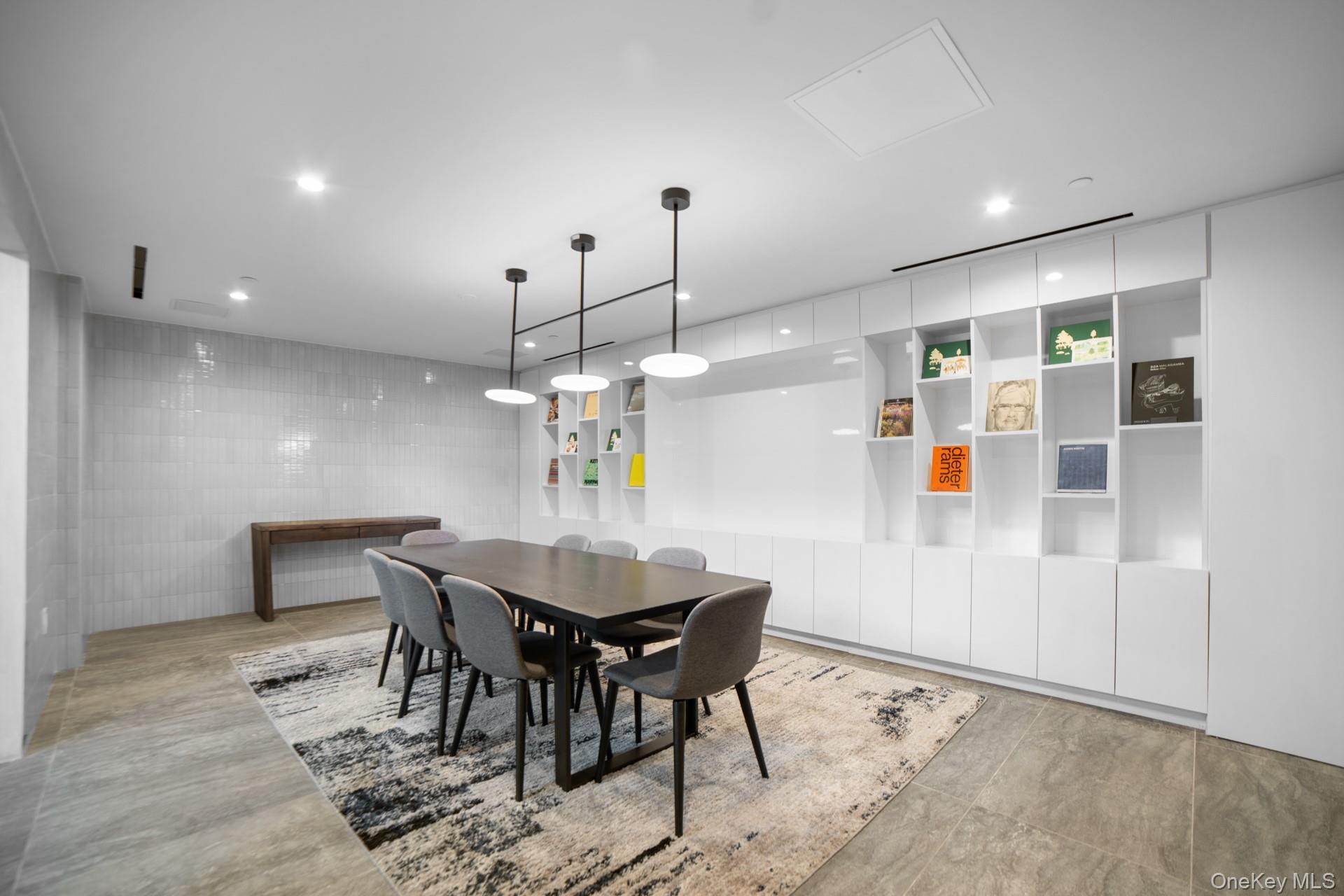 #5 photo, 131-02A 40th Road, クイーンズ区 Flushing , NY 11354