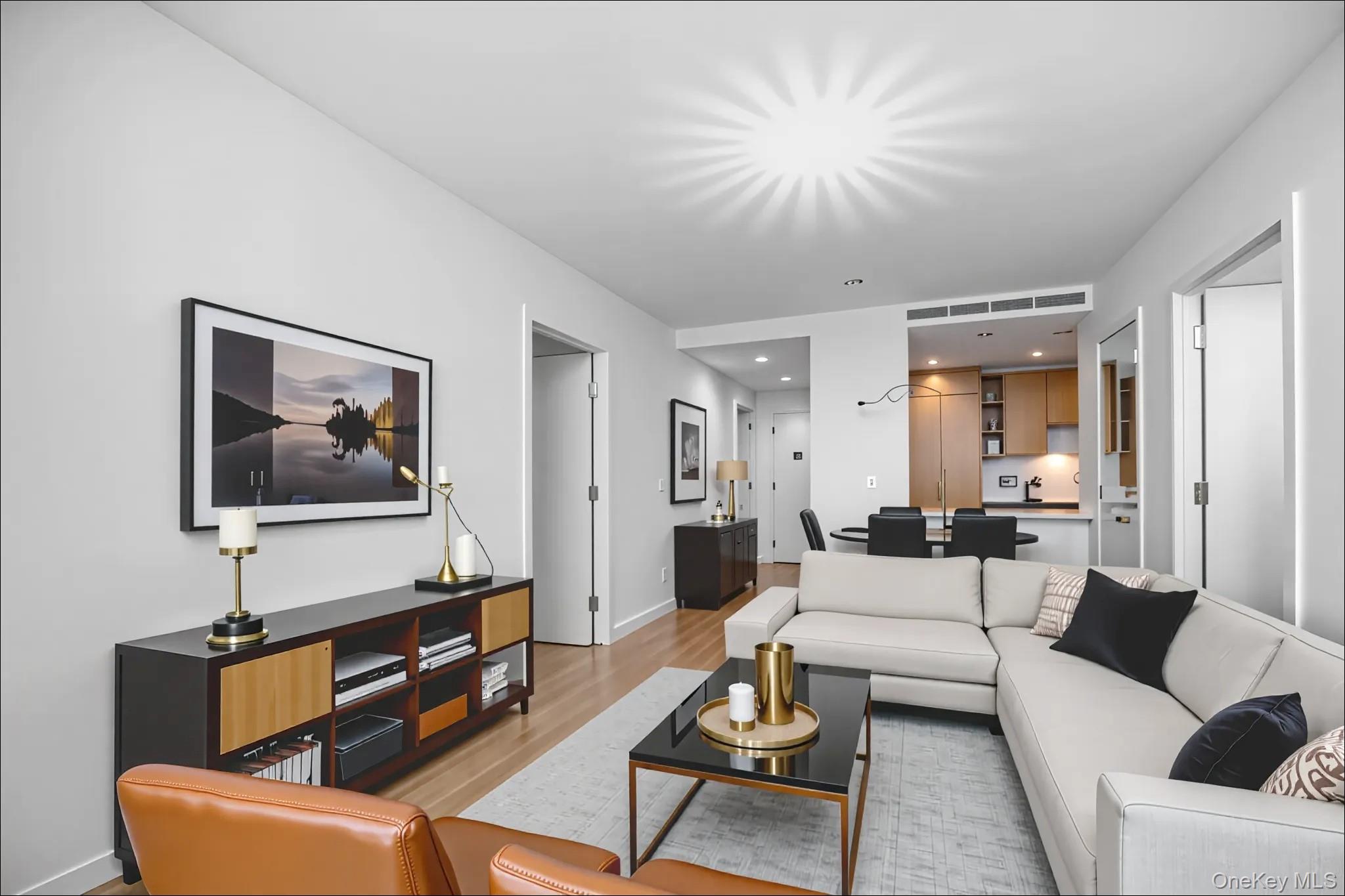 #8 photo, 131-02A 40th Road, クイーンズ区 Flushing , NY 11354