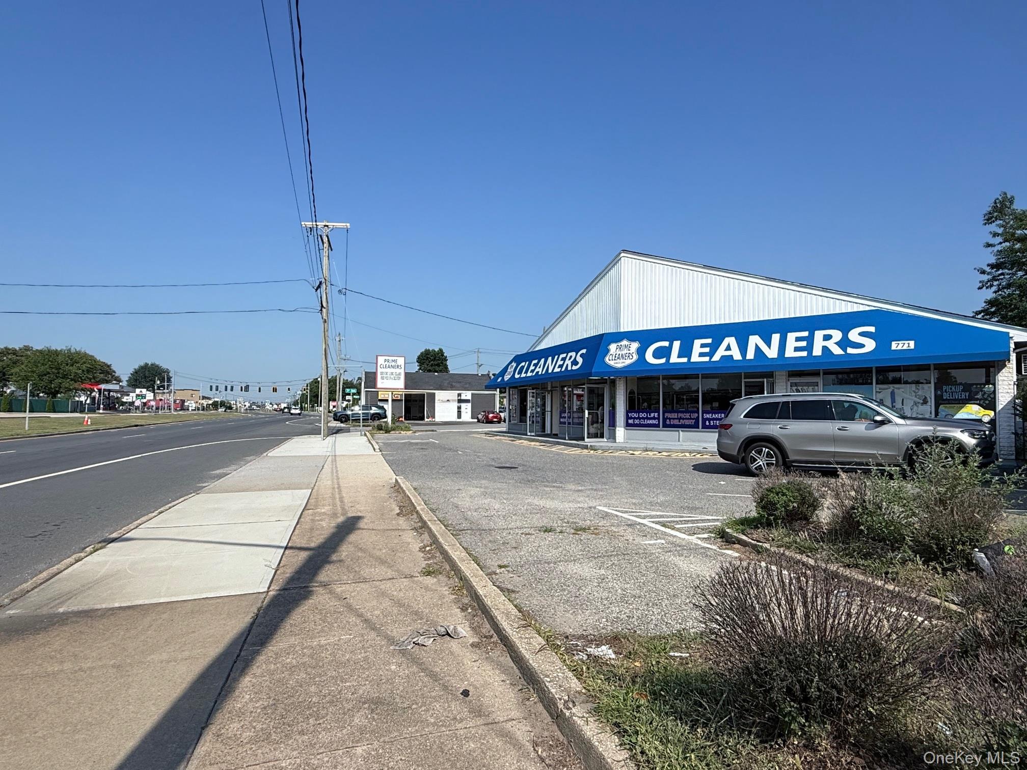 #5 photo, 771A-775 Famingdale Road, サフォーク郡 West Babylon , NY 11704