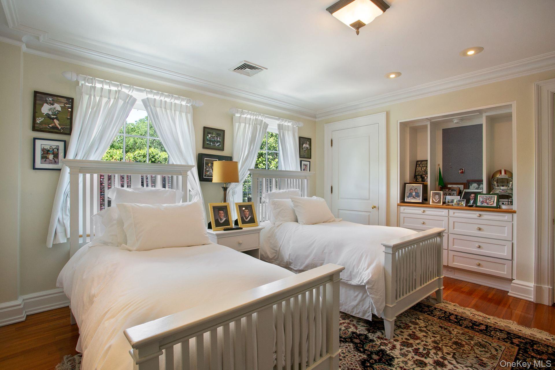 #18 photo, 1 Roland Road, Irvington , NY 10533