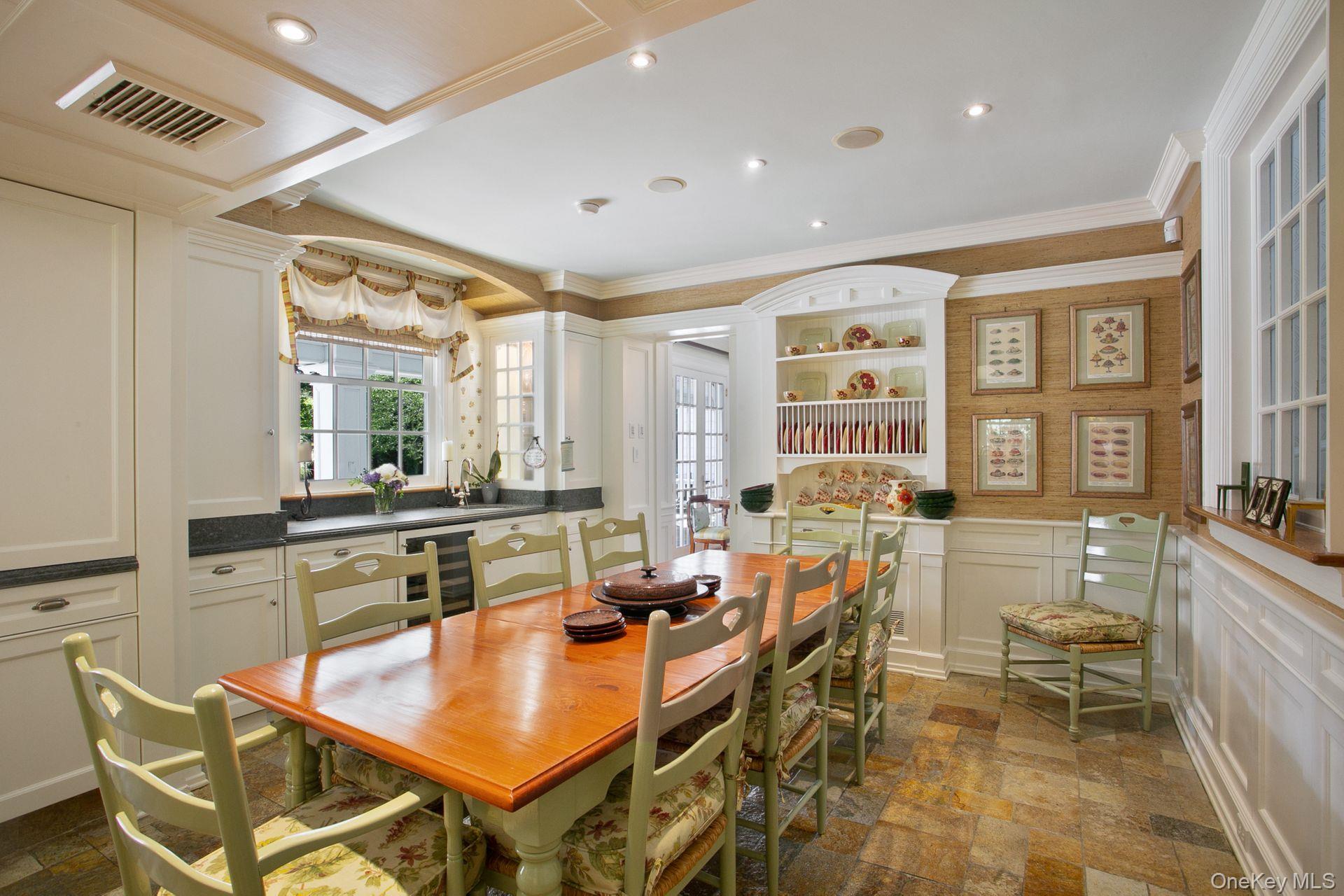 #8 photo, 1 Roland Road, Irvington , NY 10533