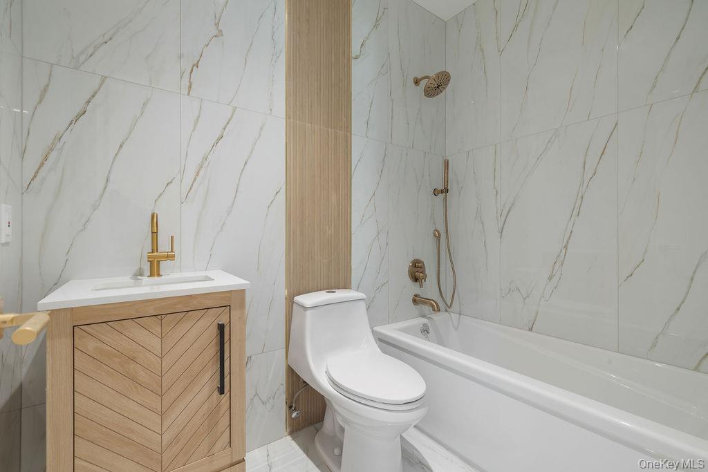 #18 photo, 27 Ellish Parkway, Spring Valley , NY 10977