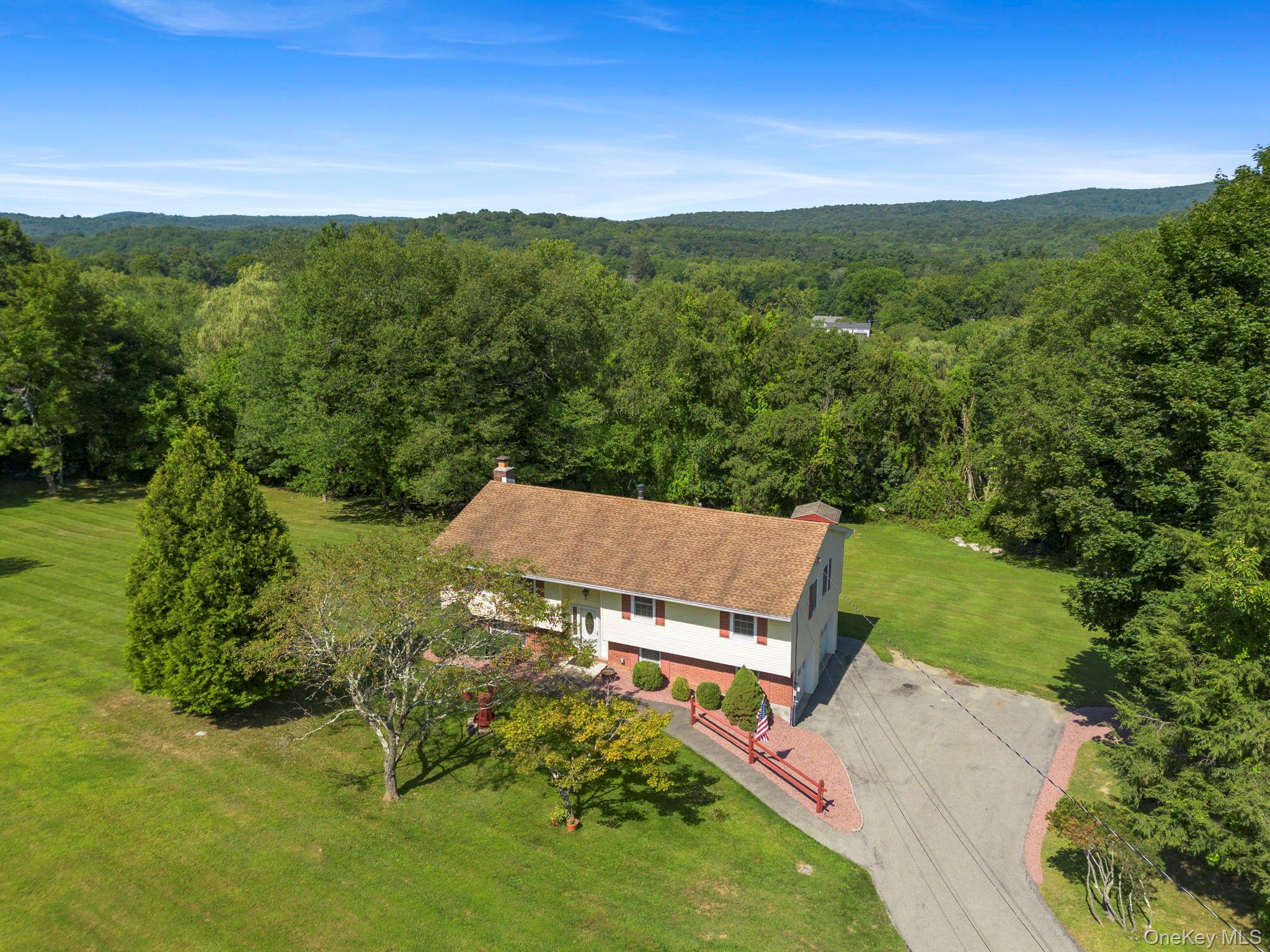 #1 photo, 39 Horsepound Road, Carmel , NY 10512