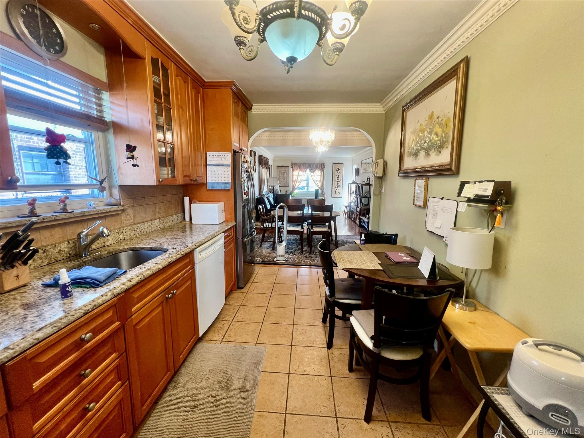 #4 photo, 35-27 203rd Street, クイーンズ区 Bayside , NY 11361