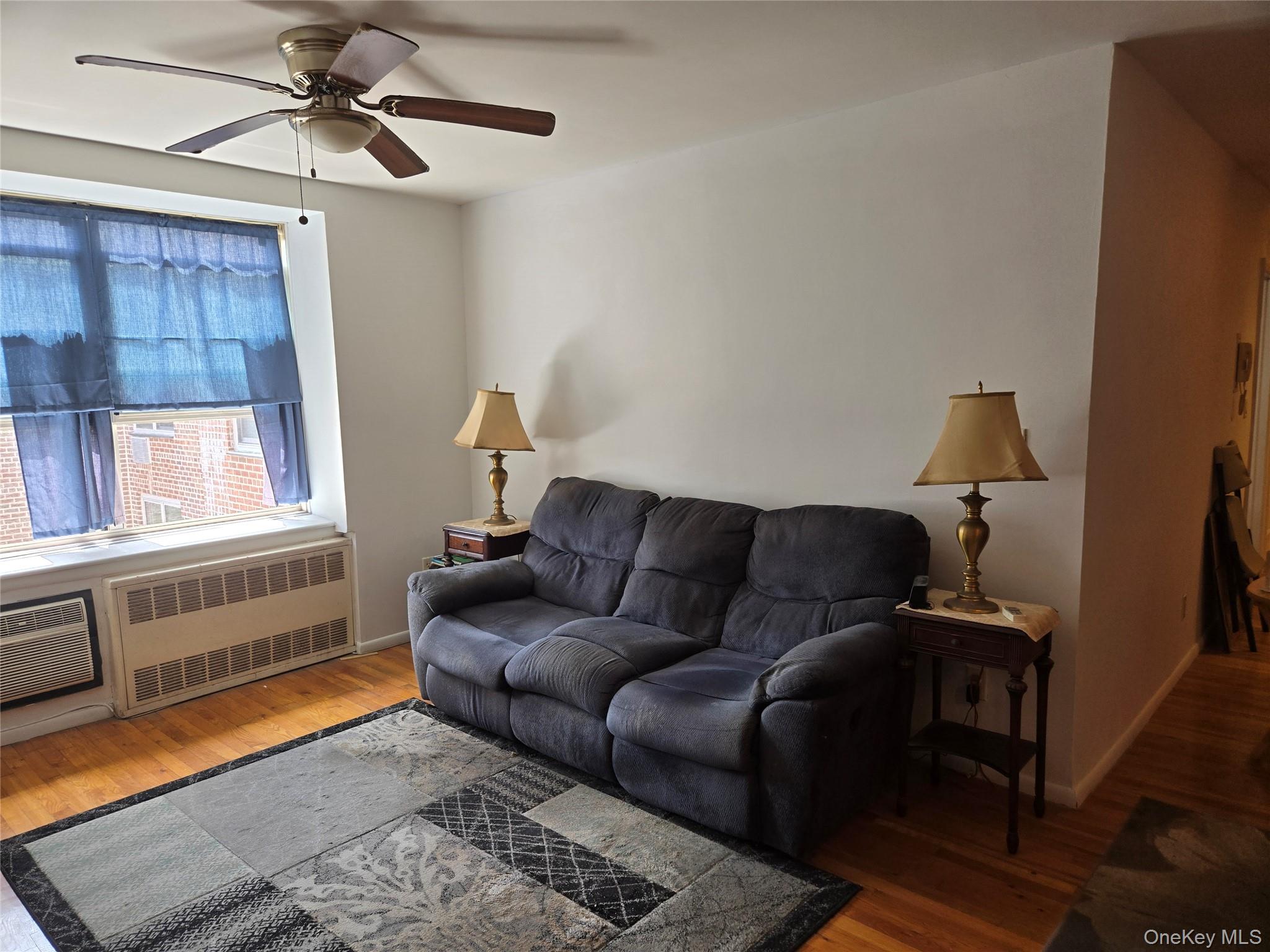 #10 photo, 410 East Broadway, ナッソー郡 Long Beach , NY 11561