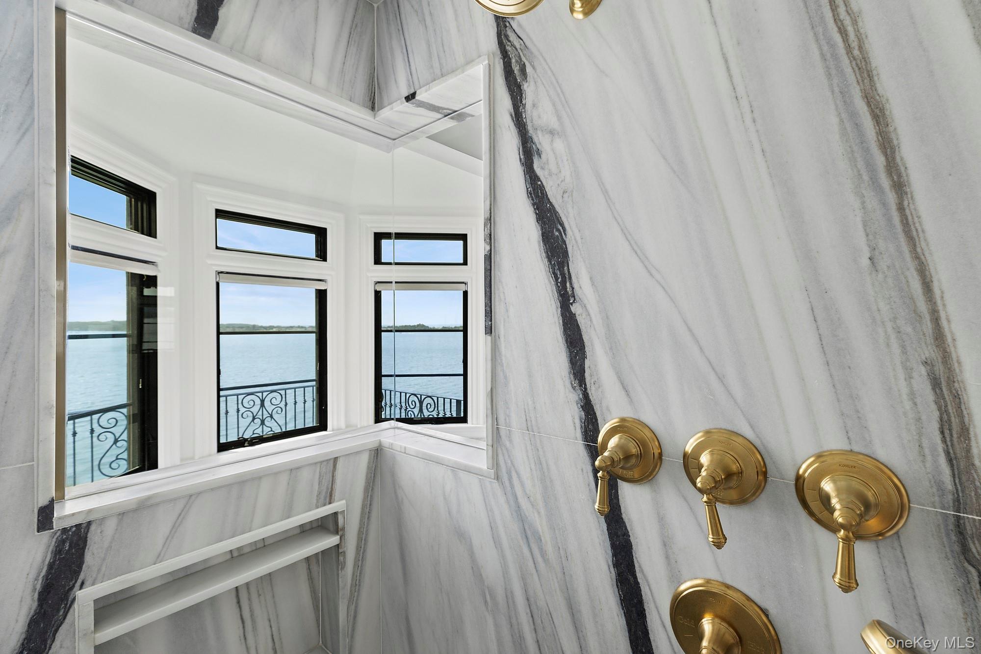 #16 photo, 353 Centre Island Road, ナッソー郡 Oyster Bay , NY 11771