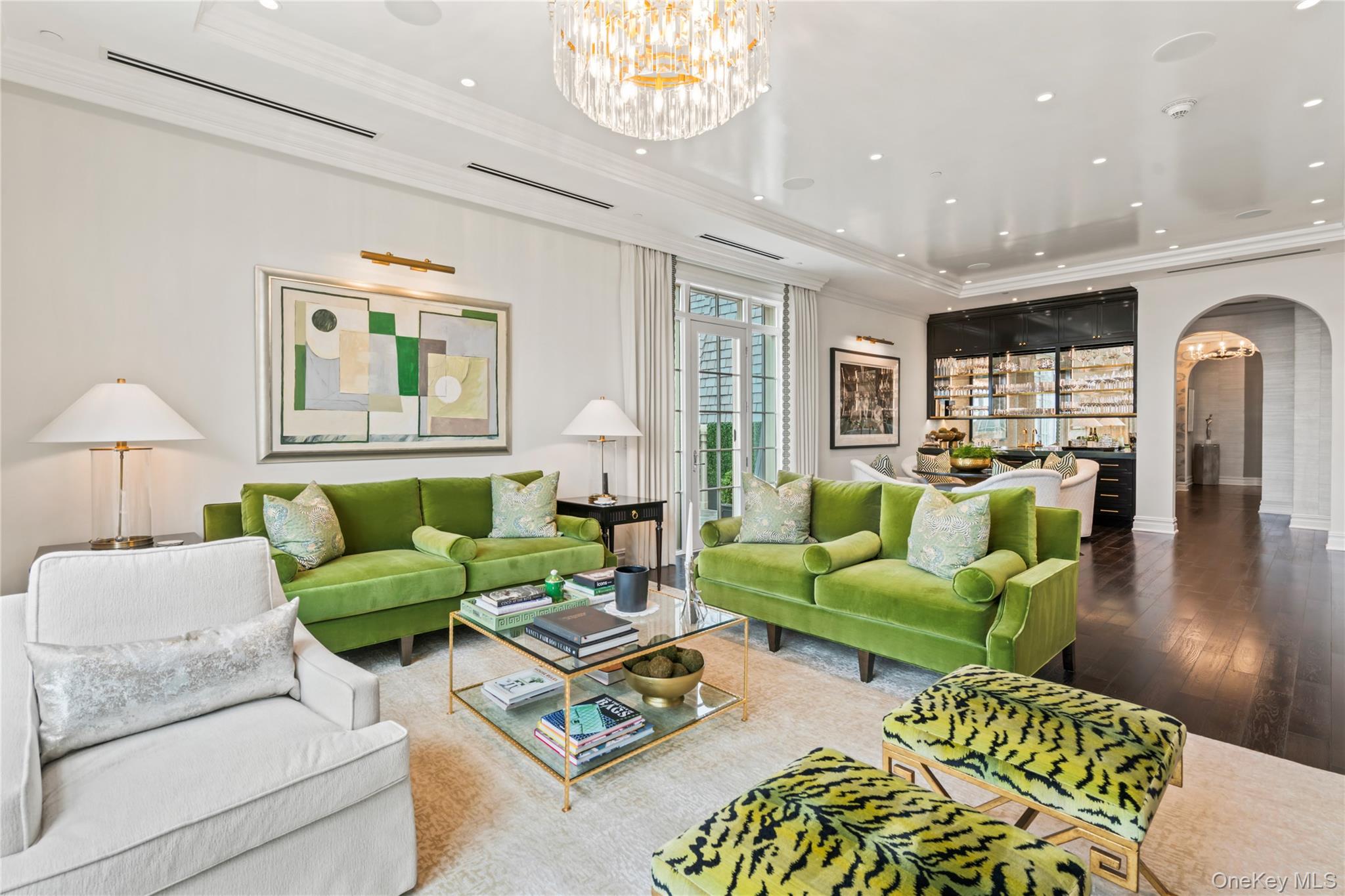 #15 photo, 6000 Royal Court, ナッソー郡 North Hills , NY 11040