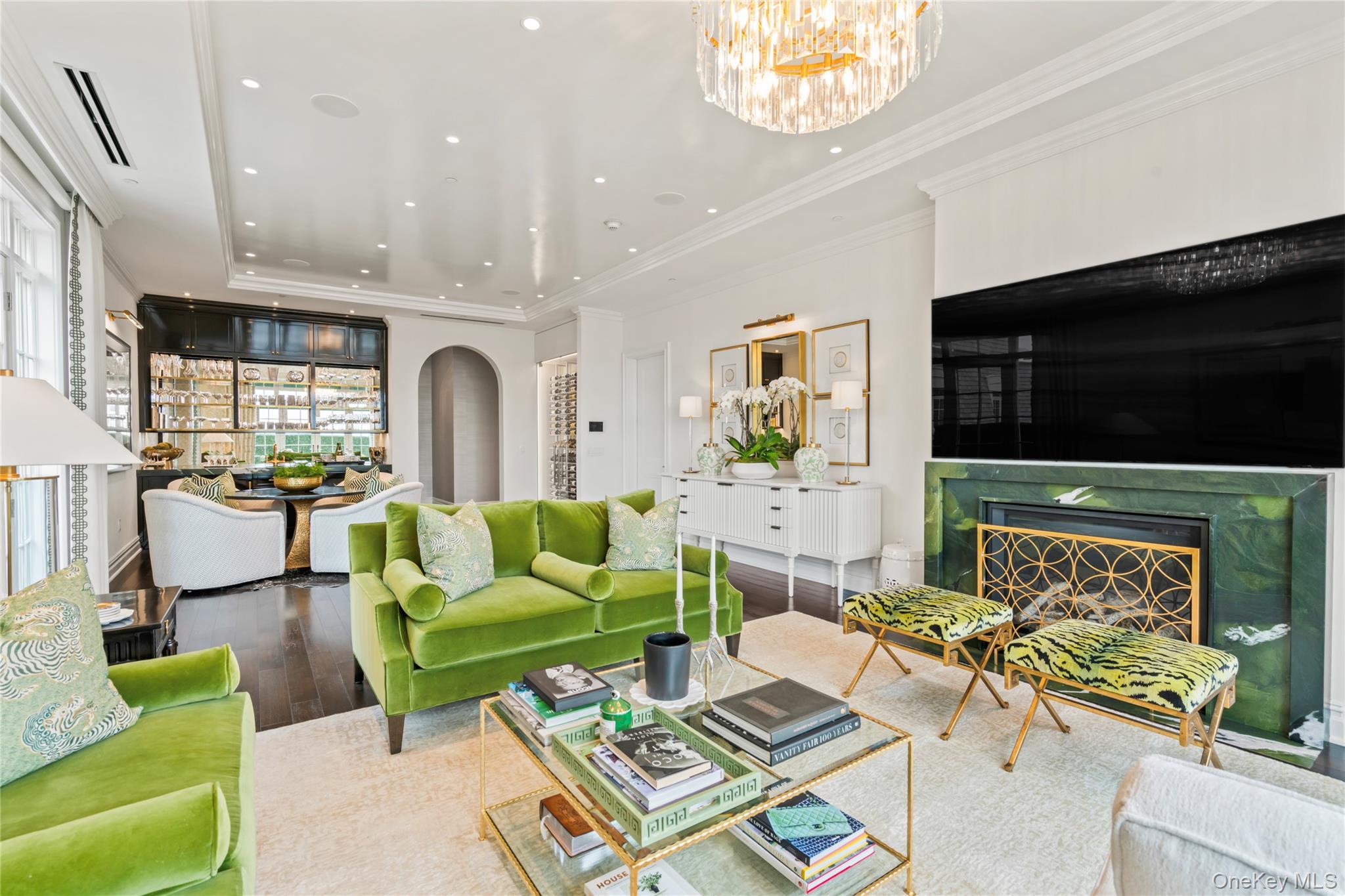 #16 photo, 6000 Royal Court, ナッソー郡 North Hills , NY 11040