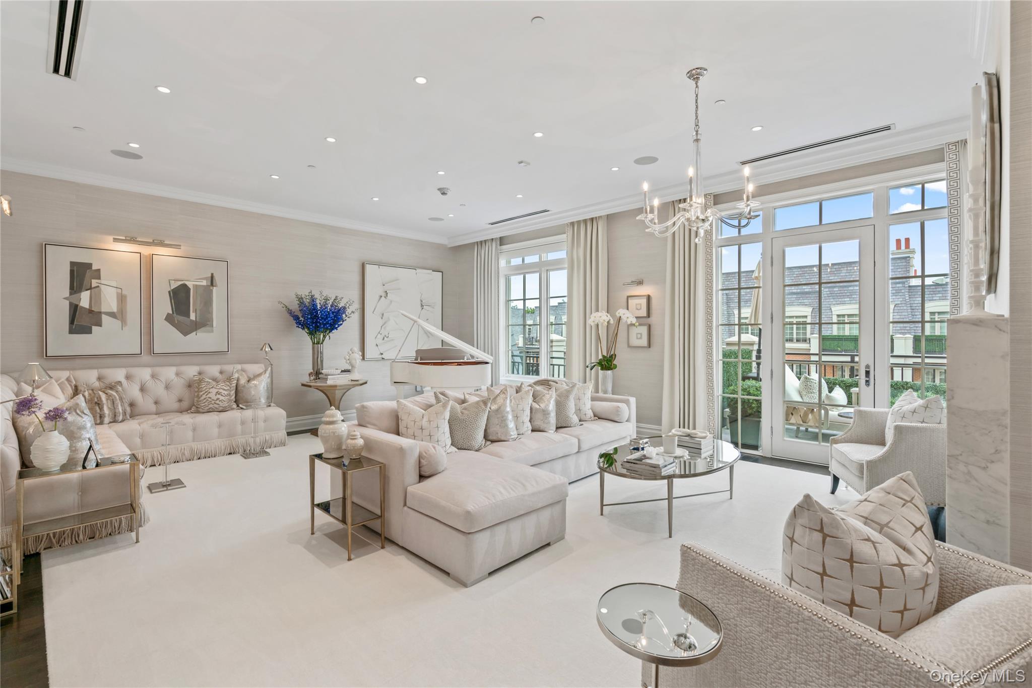 #5 photo, 6000 Royal Court, ナッソー郡 North Hills , NY 11040