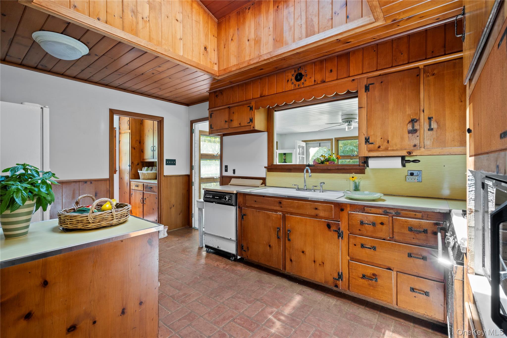 #16 photo, 26 S Menantic Road, サフォーク郡 Shelter Island , NY 11964