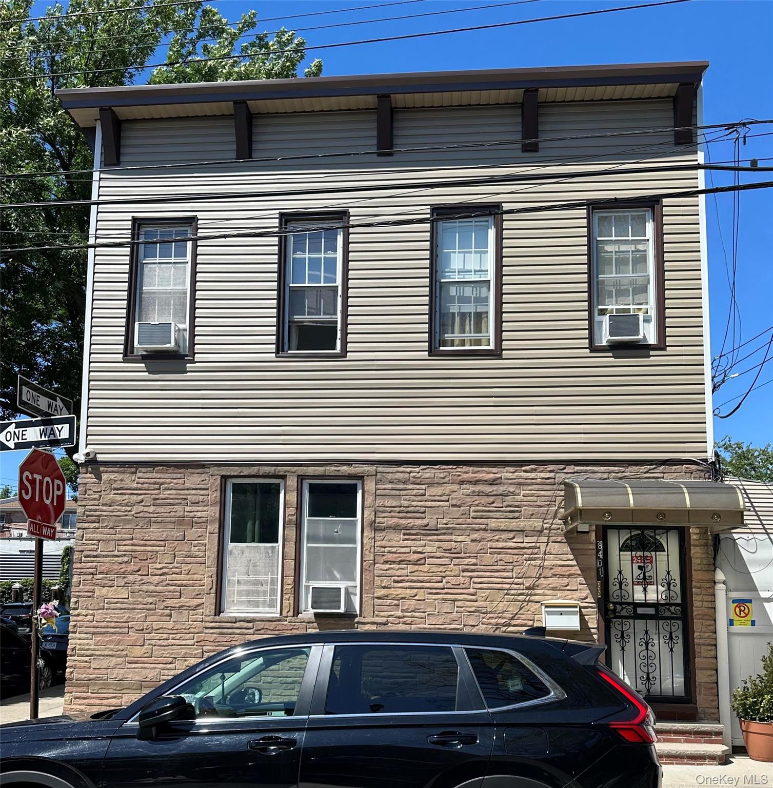 #1 photo, 84-01 102nd Road, 皇后区 奥松公园 Ozone Park , NY 11416