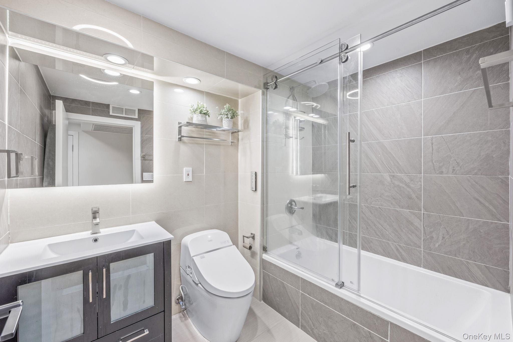 #9 photo, 282 Nassau Avenue, ブルックリン区 Brooklyn , NY 11222