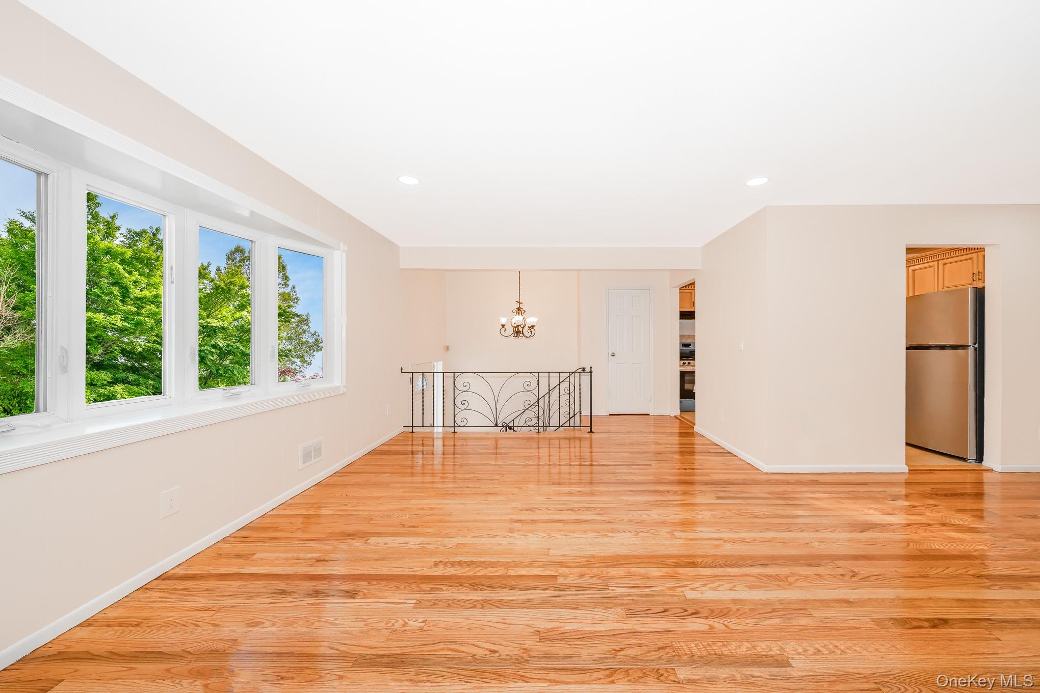 #11 photo, 880 Washington Street, ナッソー郡 Baldwin , NY 11510