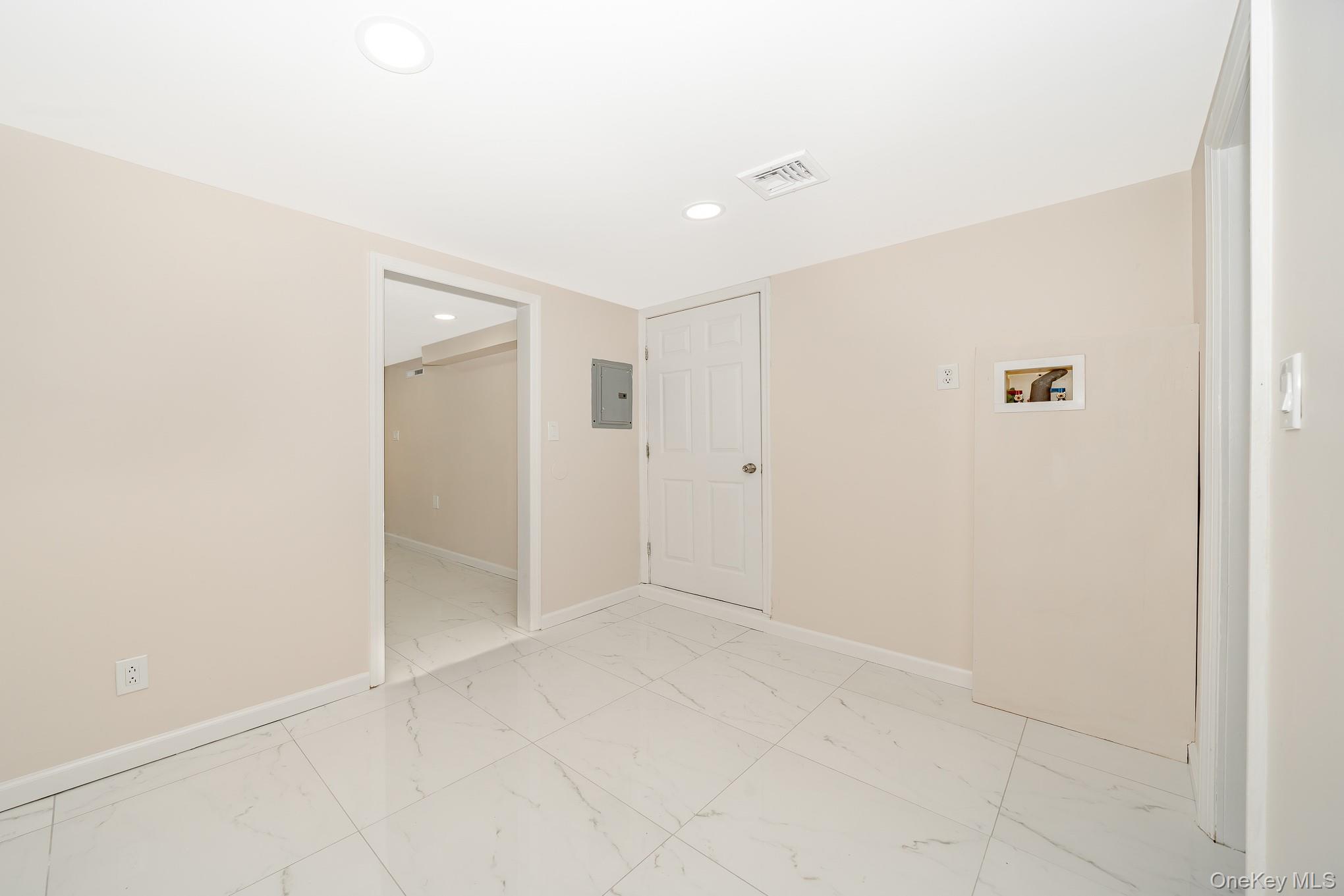 #20 photo, 880 Washington Street, ナッソー郡 Baldwin , NY 11510