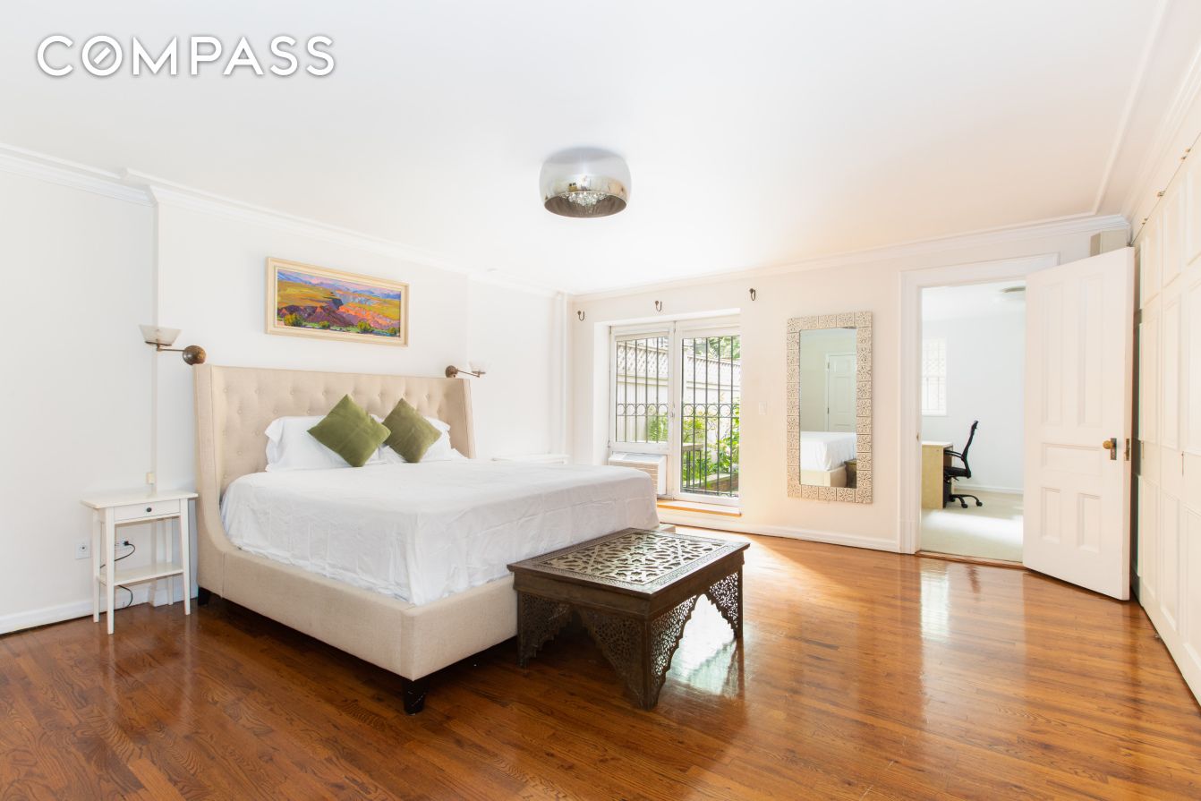 #8 photo, New York City, マンハッタン Upper West Side , NY 10024