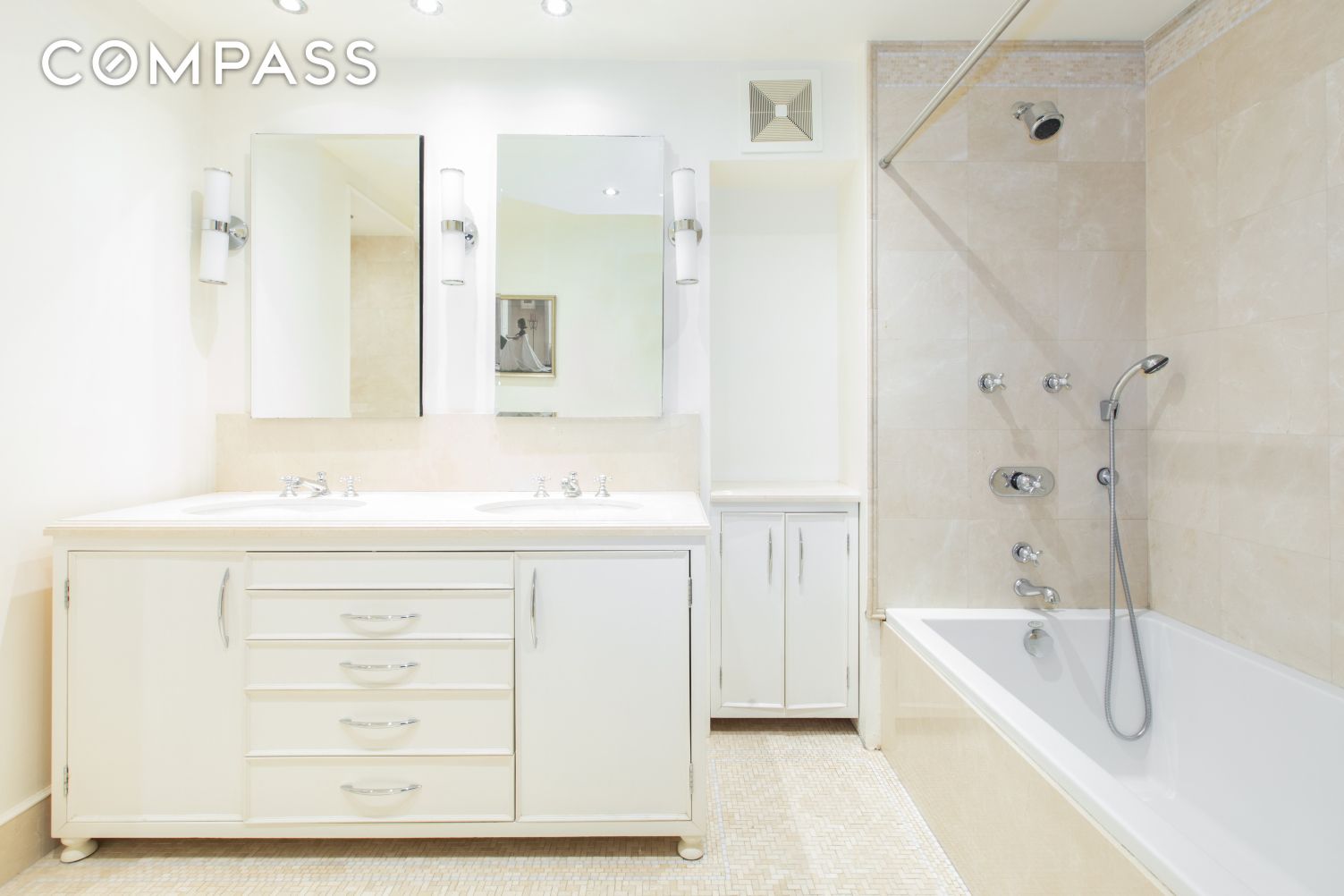 #9 photo, New York City, マンハッタン Upper West Side , NY 10024