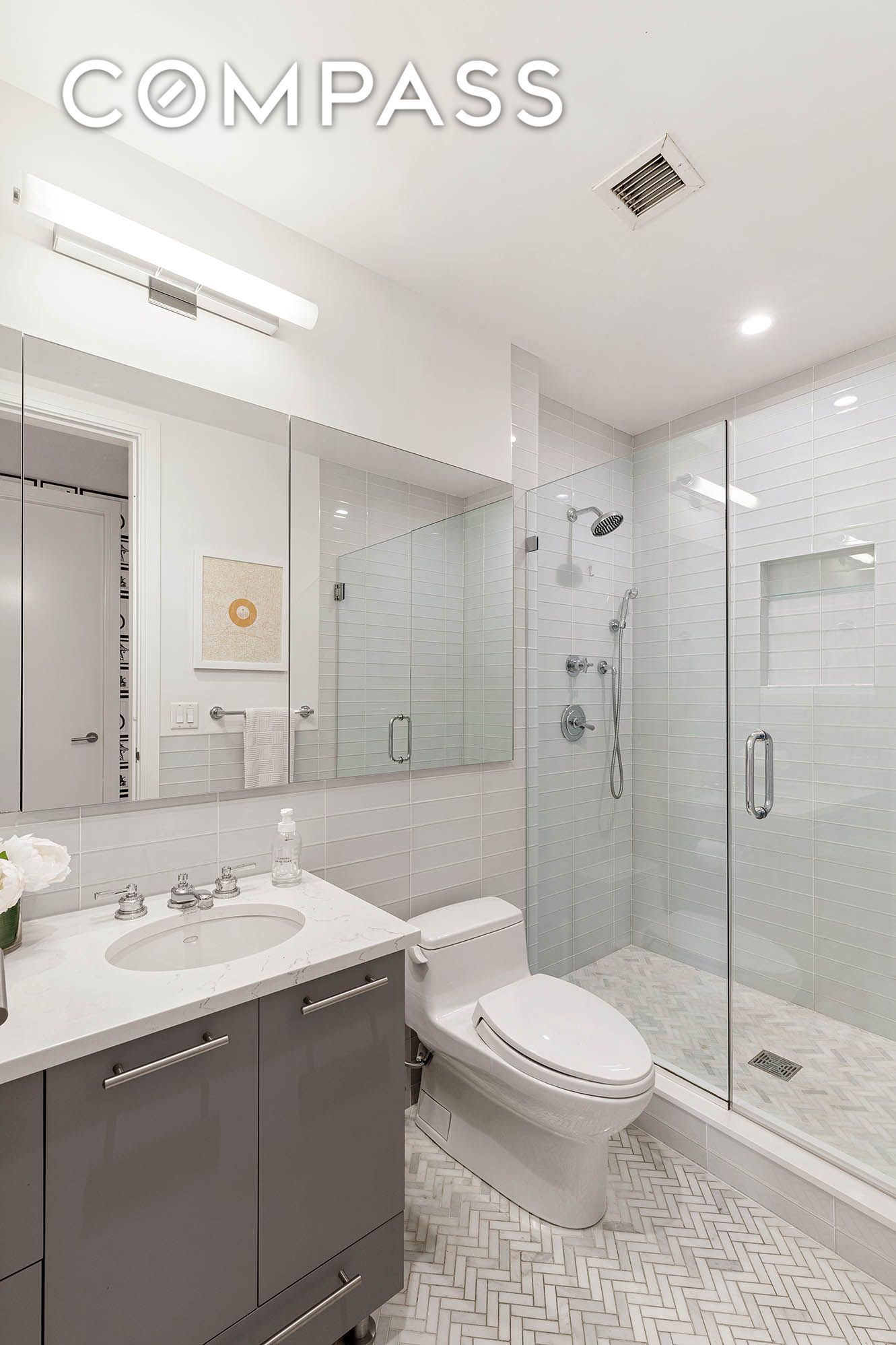 #20 photo, 545 W 110th Street, マンハッタン Morningside Heights , NY 10025