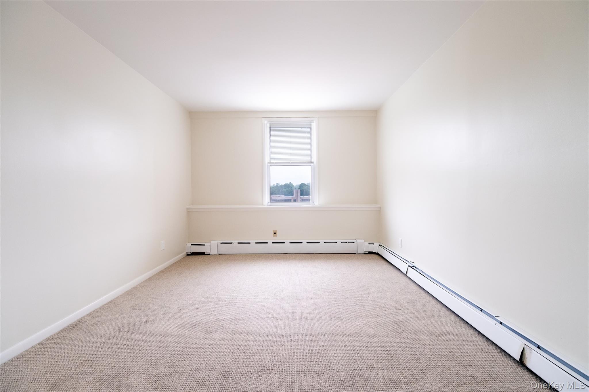 #5 photo, 115 Wolfs Lane, Pelham , NY 10803