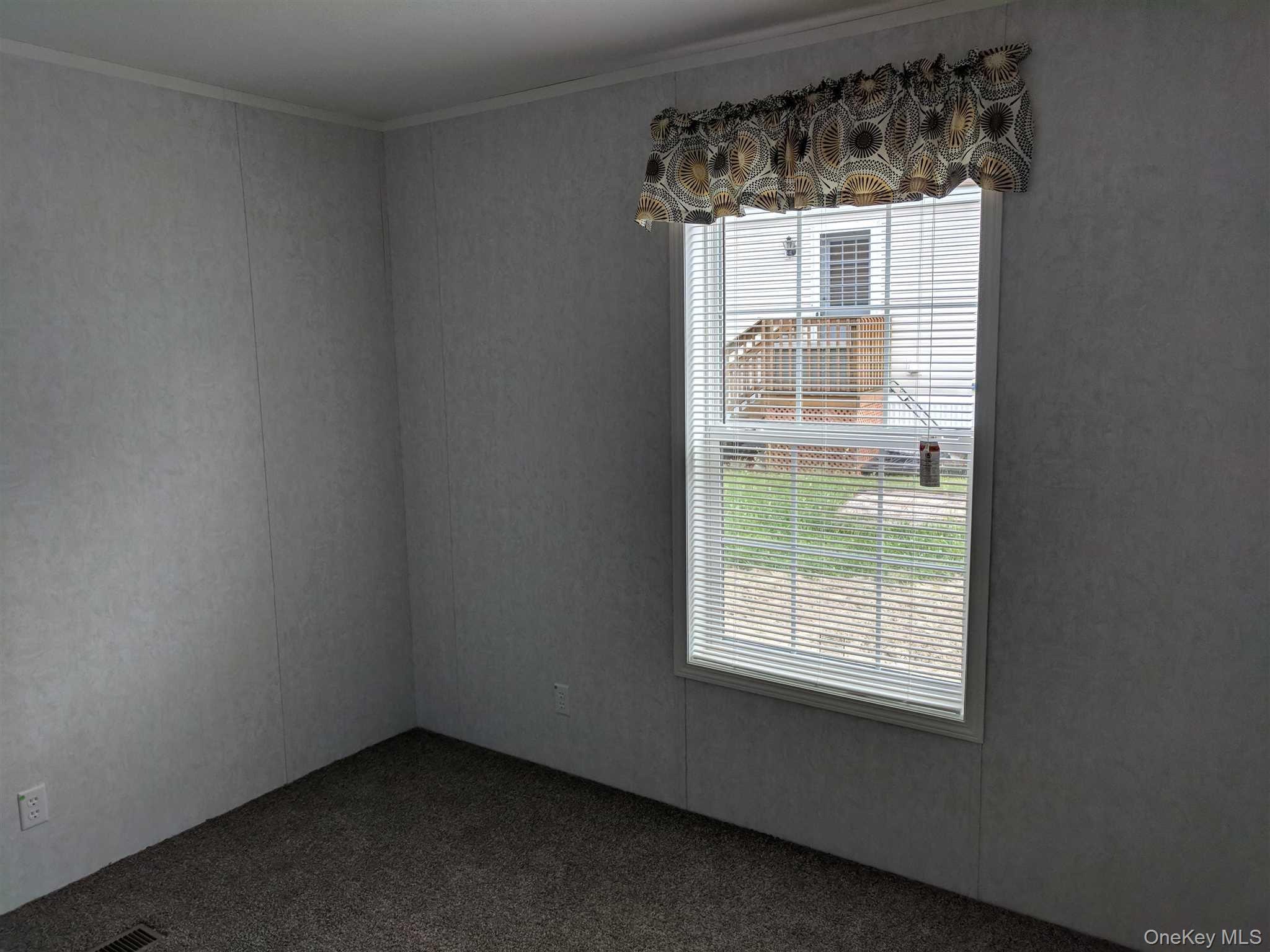 #9 photo, 412 Sandgate Drive, New Windsor , NY 12553