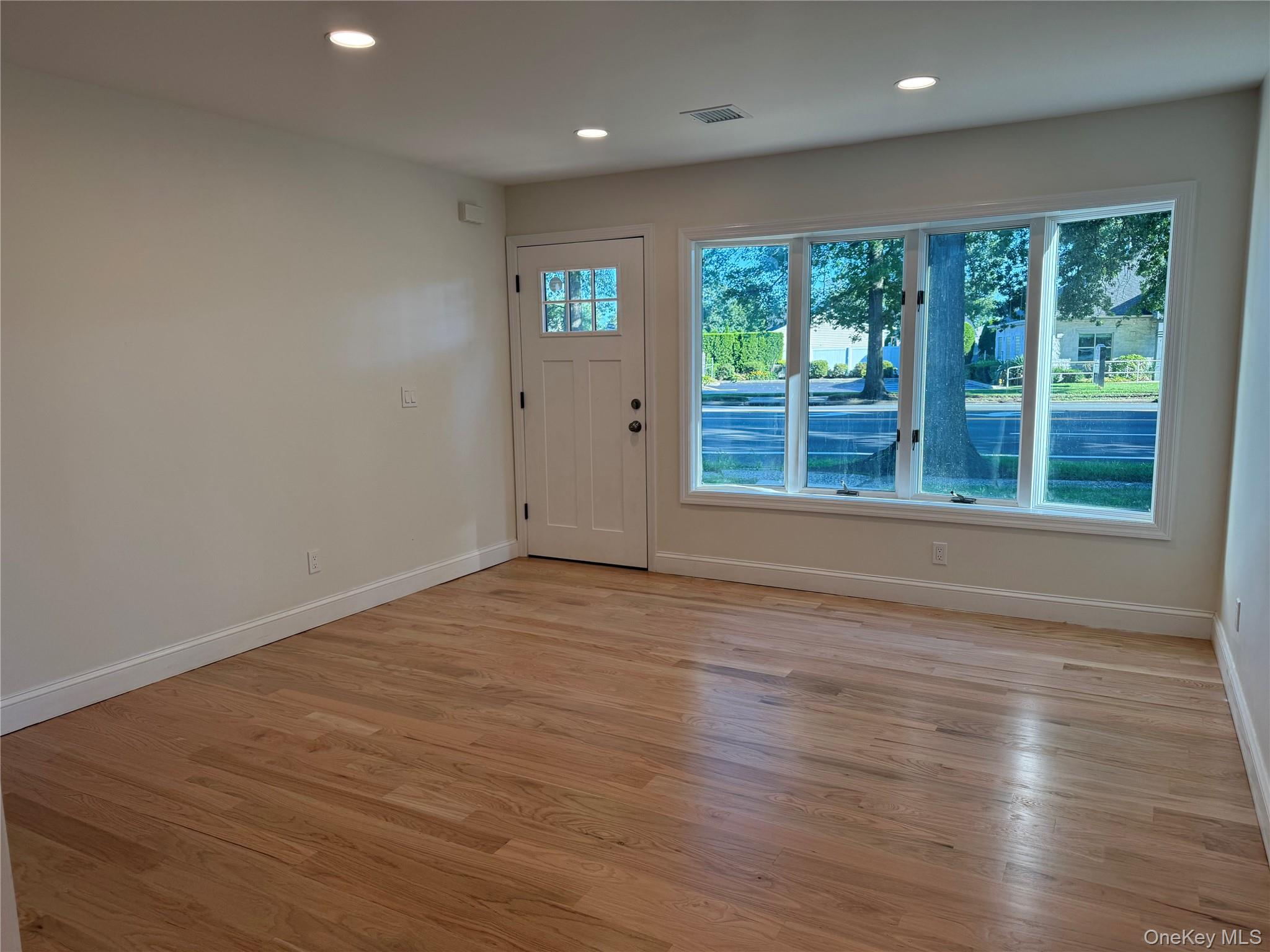 #9 photo, Plainview, Plainview , NY 11803