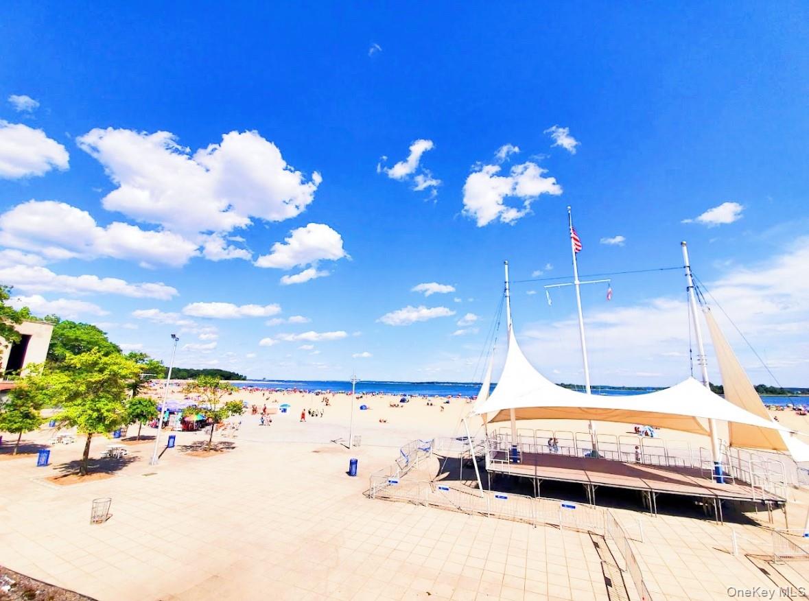 #14 photo, 57 Pennyfield Cp Dr, ブロンクス区 Bronx , NY 10465