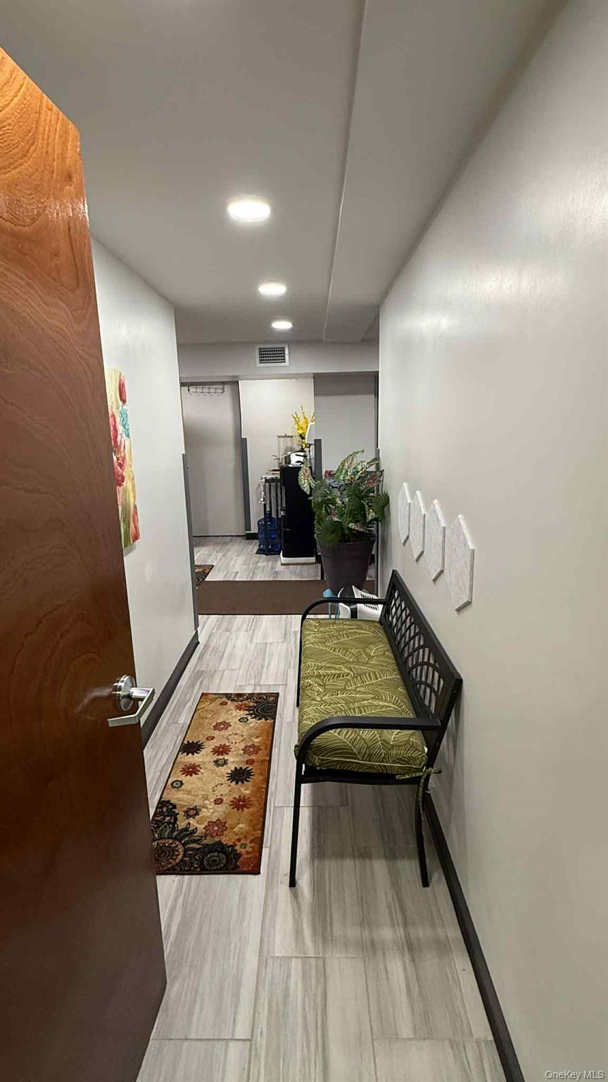 #5 photo, 233-15 Hillside avenue, クイーンズ区 Queens Village , NY 11427