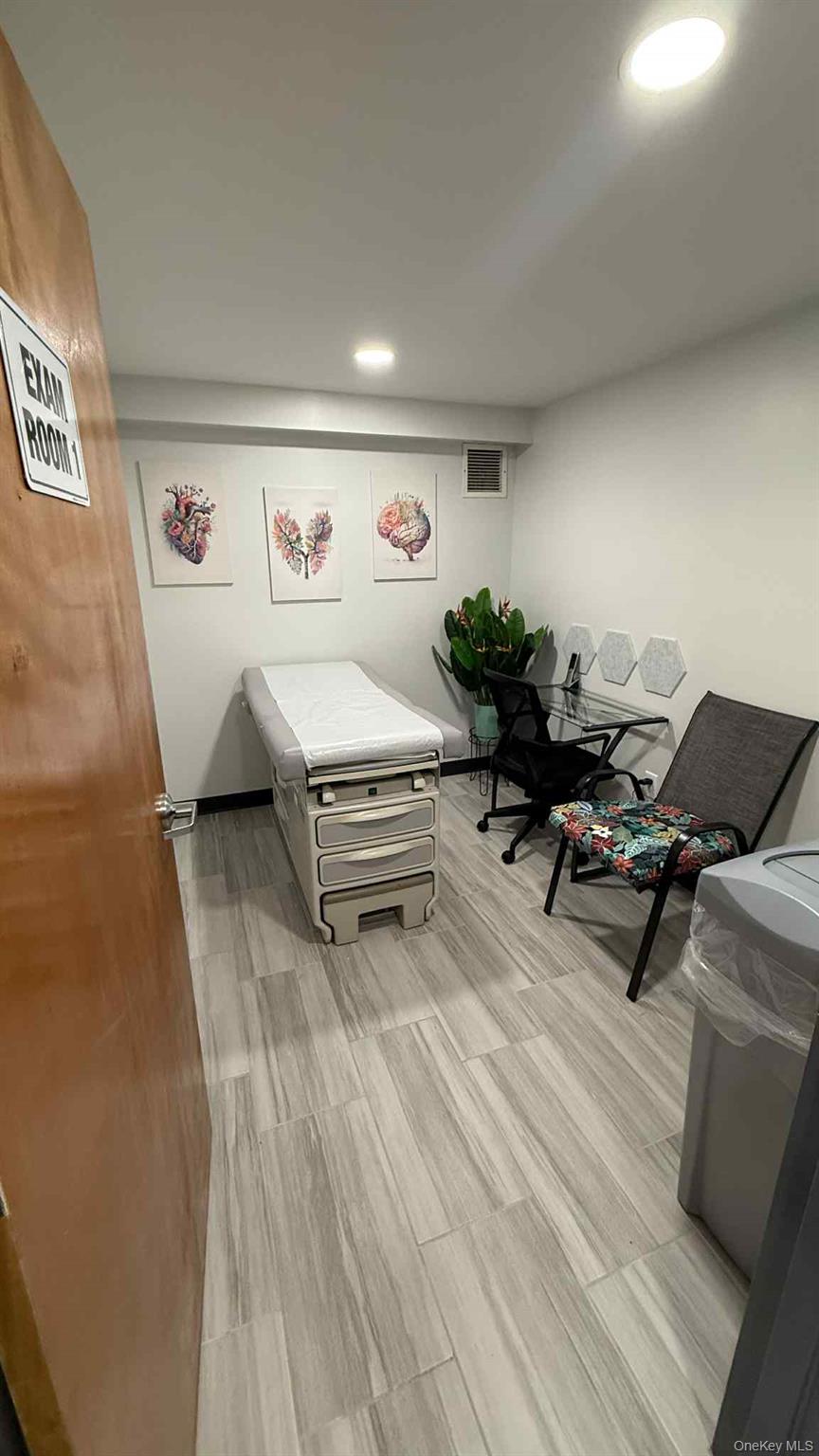 #8 photo, 233-15 Hillside avenue, クイーンズ区 Queens Village , NY 11427