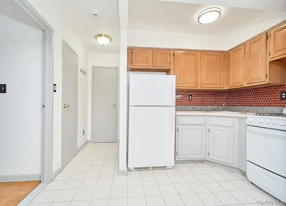 #5 photo, 5609 Van Cleef Street, クイーンズ区 Corona , NY 11368