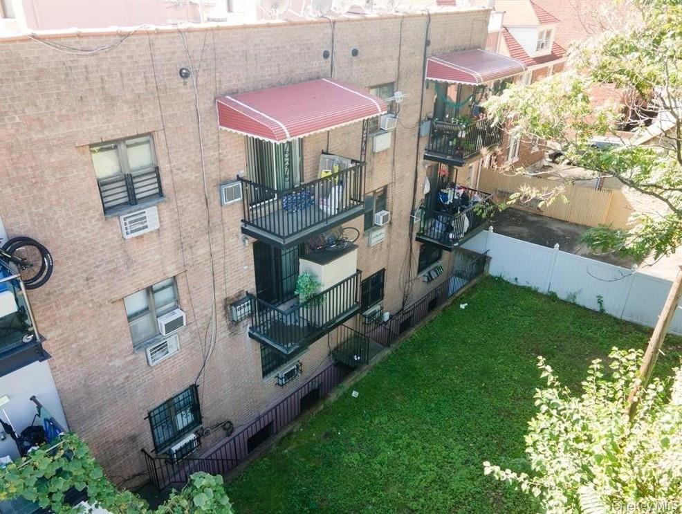 #8 photo, 5609 Van Cleef Street, クイーンズ区 Corona , NY 11368