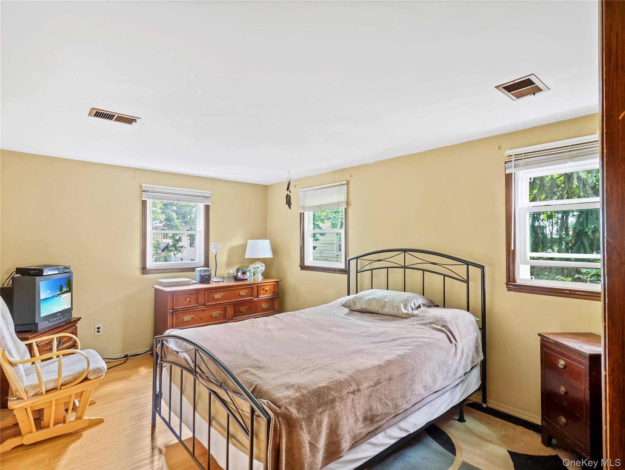 #15 photo, 60 S Central Avenue, Nanuet , NY 10954