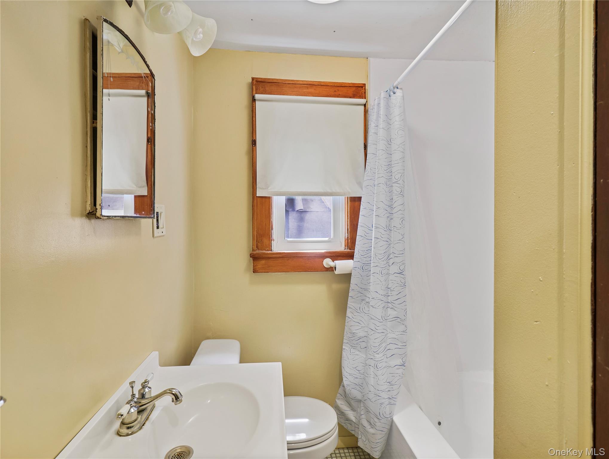 #9 photo, 60 S Central Avenue, Nanuet , NY 10954