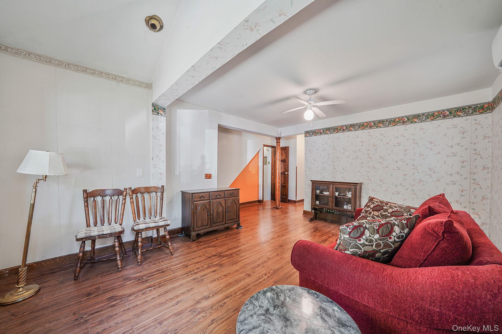 #11 photo, 1636 Williamsbridge Road, ブロンクス区 Bronx , NY 10461