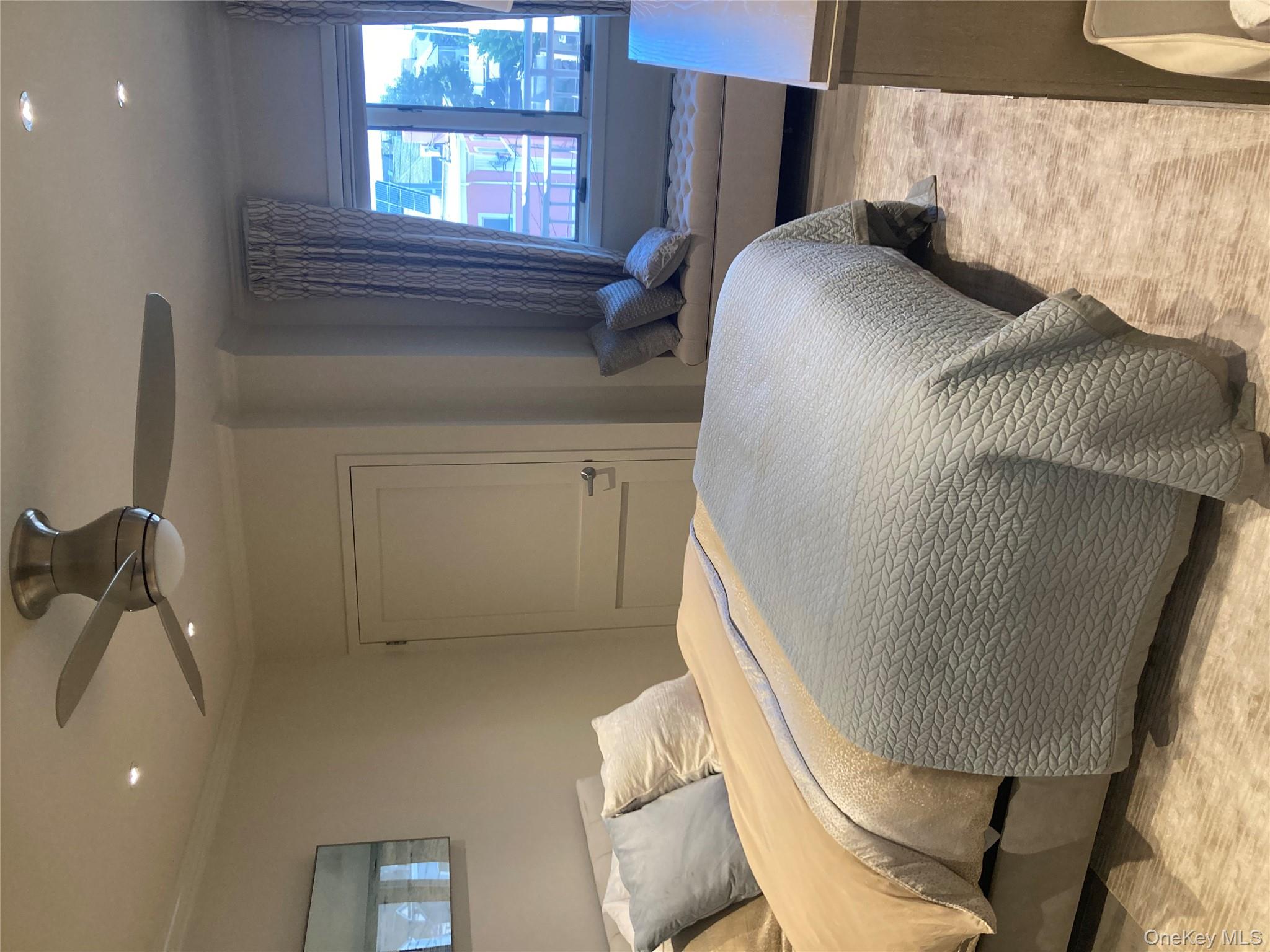 #11 photo, 780 W Broadway, ナッソー郡 Long Beach , NY 11561