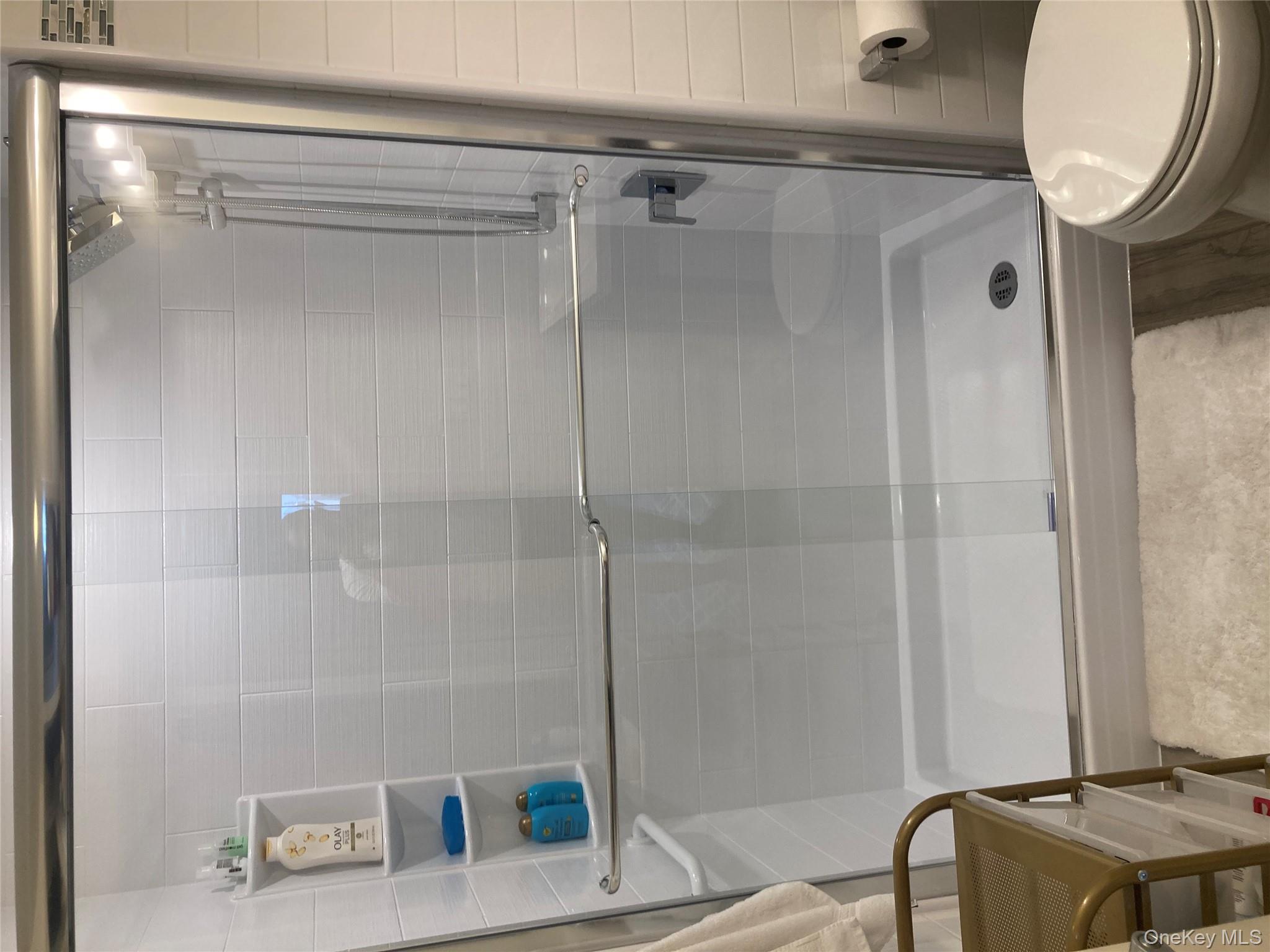 #15 photo, 780 W Broadway, ナッソー郡 Long Beach , NY 11561