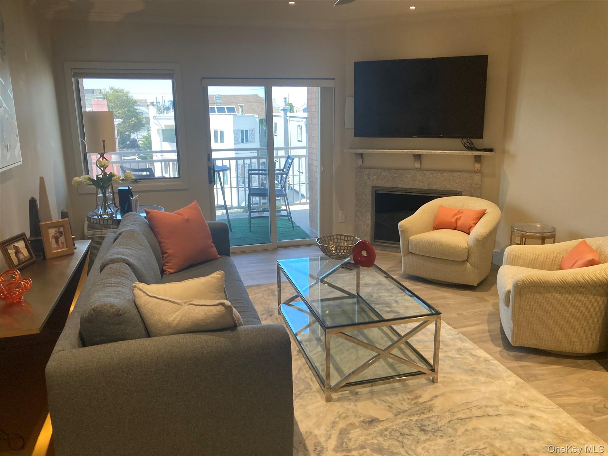 #5 photo, 780 W Broadway, ナッソー郡 Long Beach , NY 11561