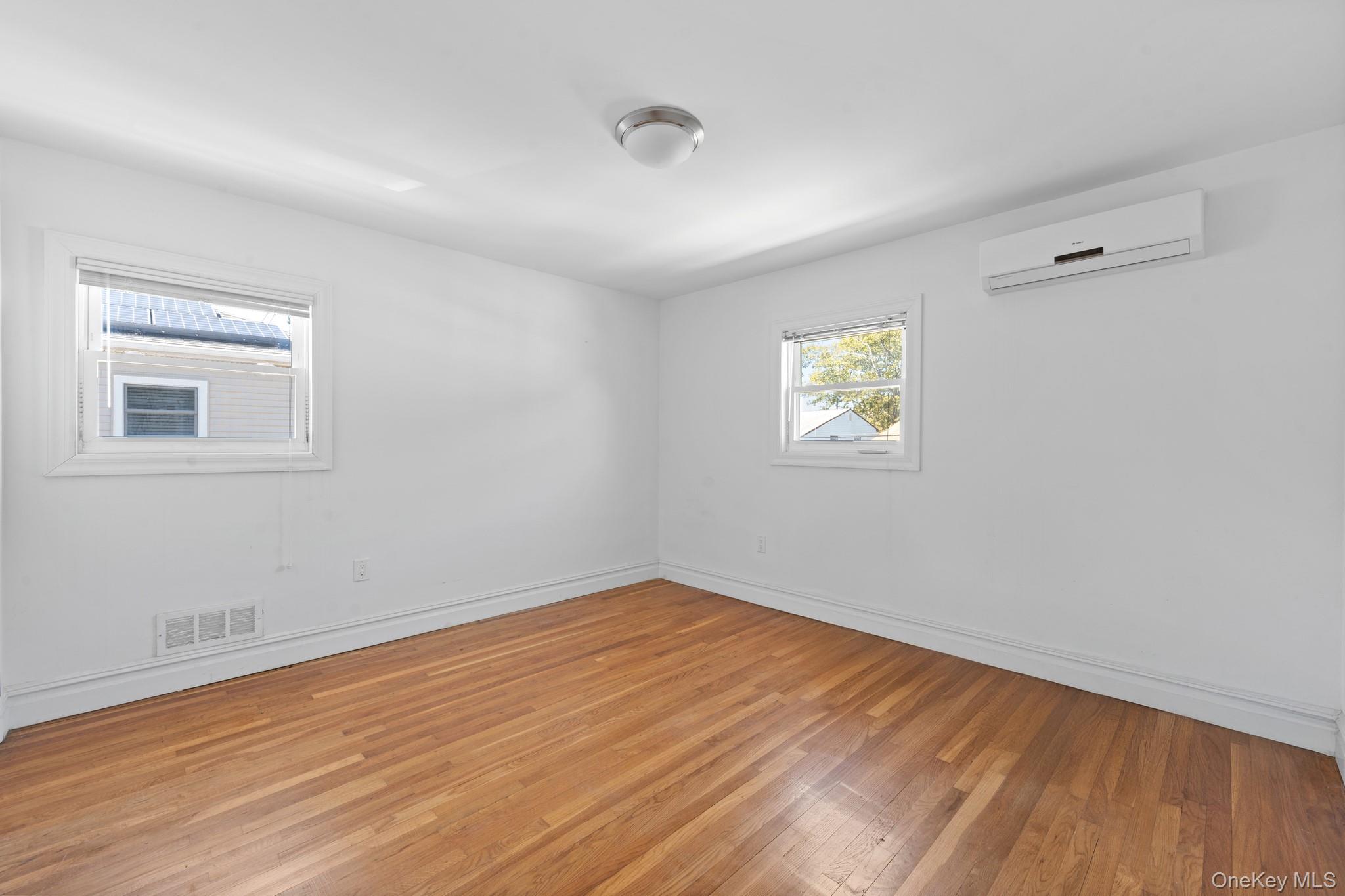 #10 photo, 10541 Seaview Avenue, ブルックリン区 Brooklyn , NY 11236
