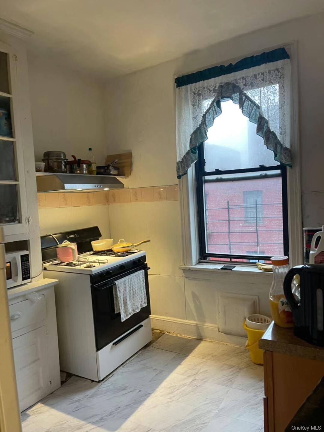 #7 photo, 4313 Judge Street, クイーンズ区 Elmhurst , NY 11373