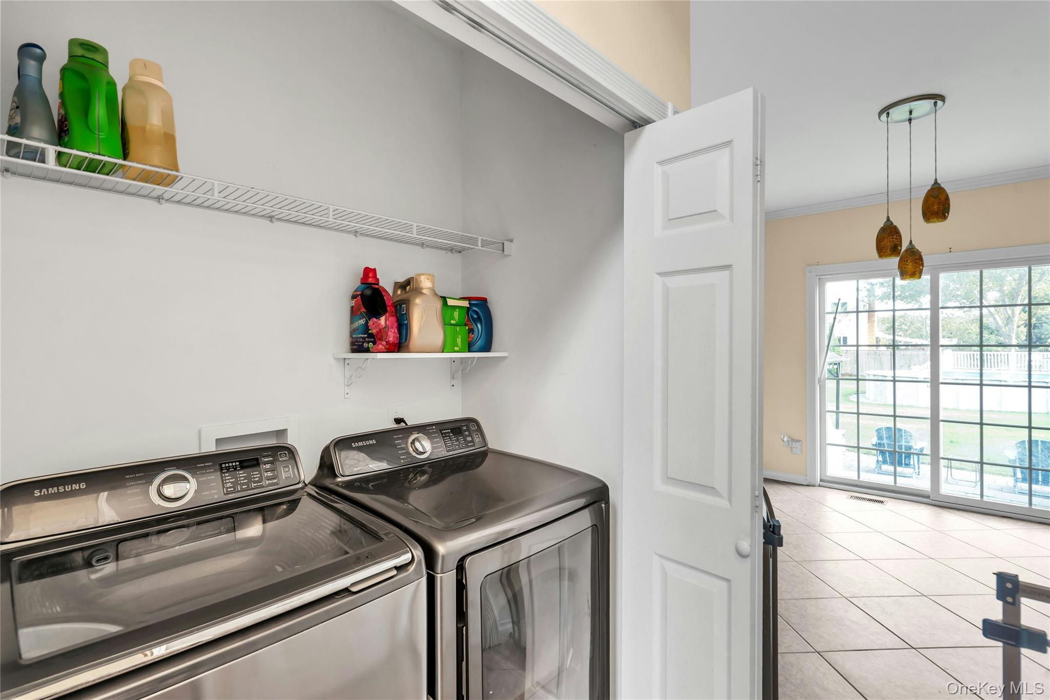 #16 photo, 3 Danamarie Lane, サフォーク郡 East Patchogue , NY 11772