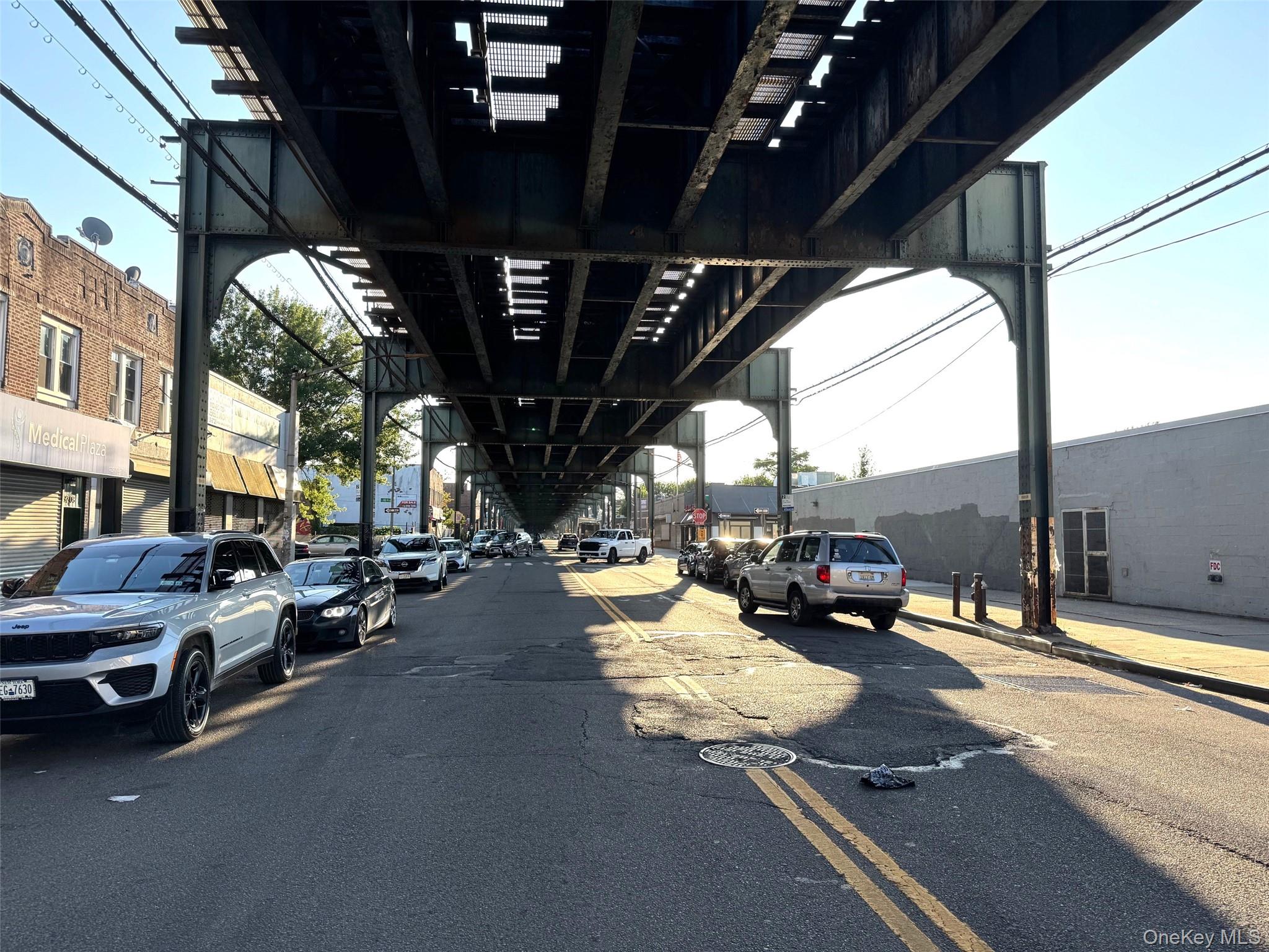 #7 photo, 92-17 Liberty Avenue, クイーンズ区 Ozone Park , NY 11417