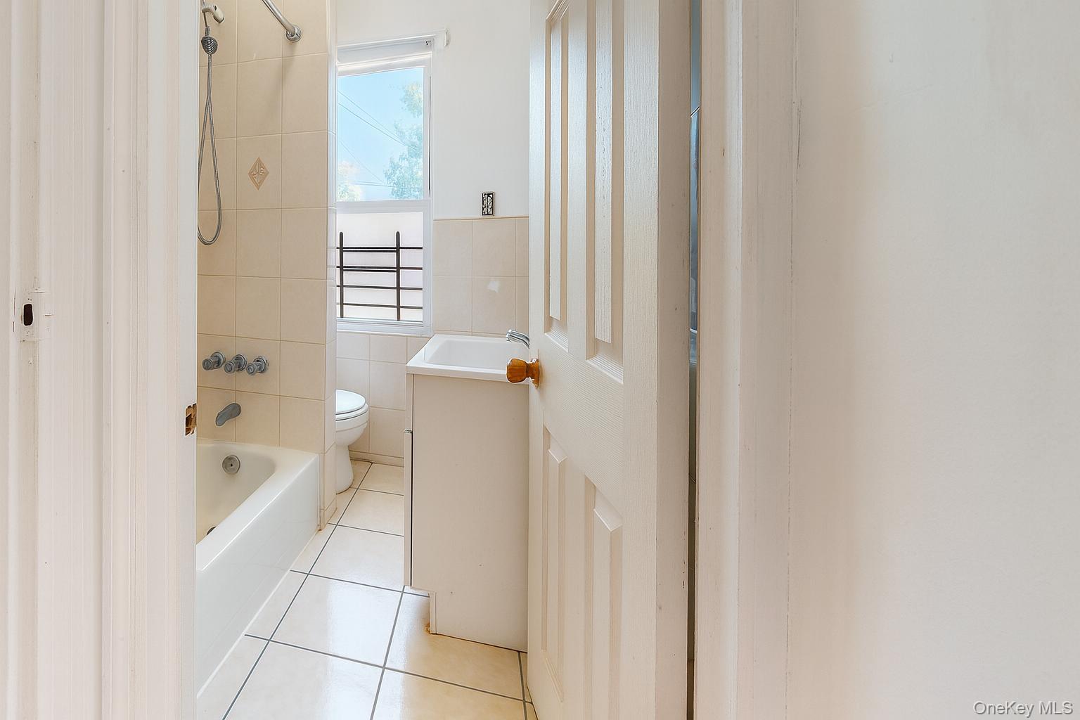 #15 photo, 146-19 Lakewood Avenue, クイーンズ区 Jamaica , NY 11435