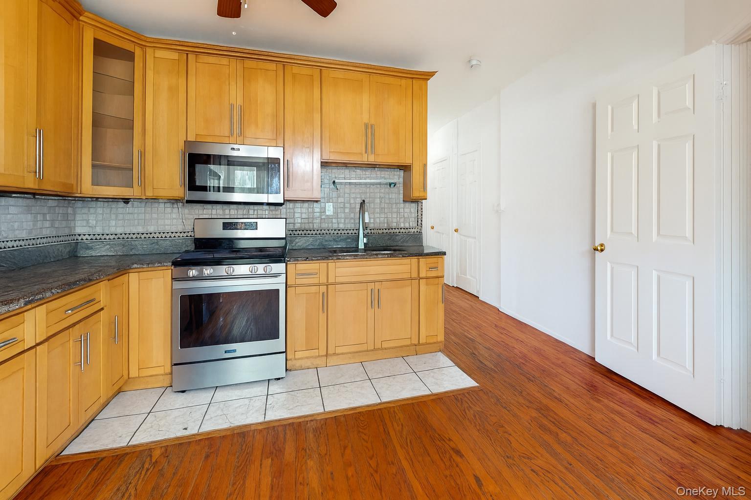 #3 photo, 146-19 Lakewood Avenue, クイーンズ区 Jamaica , NY 11435