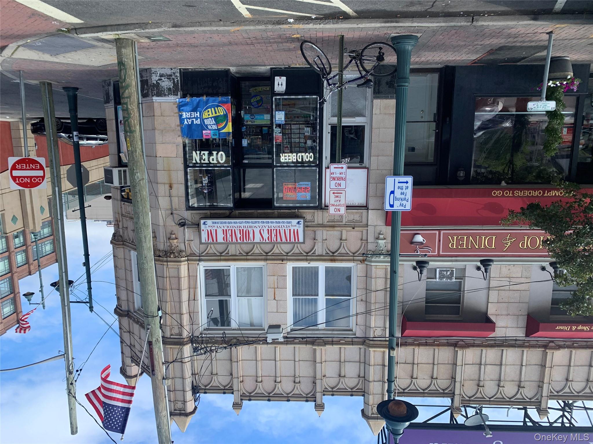 #4 photo, 204 Station Plaza, ナッソー郡 Mineola , NY 11501