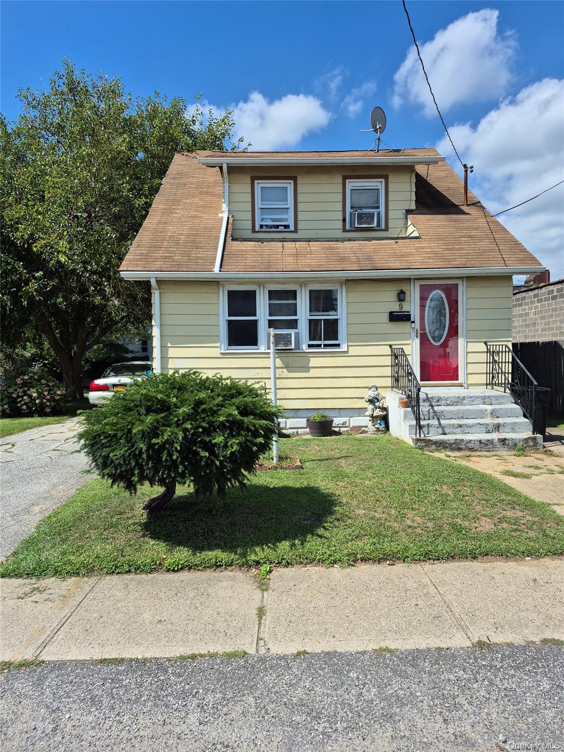 #1 photo, 9 Watkins Street, Lynbrook , NY 11563