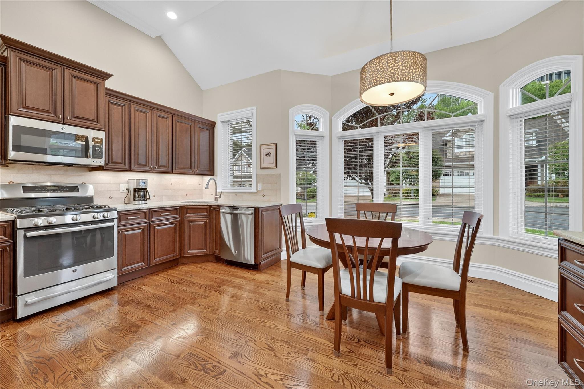 #7 photo, 29 Michael Roberts Court, 纽约州 Pearl River , NY 10965