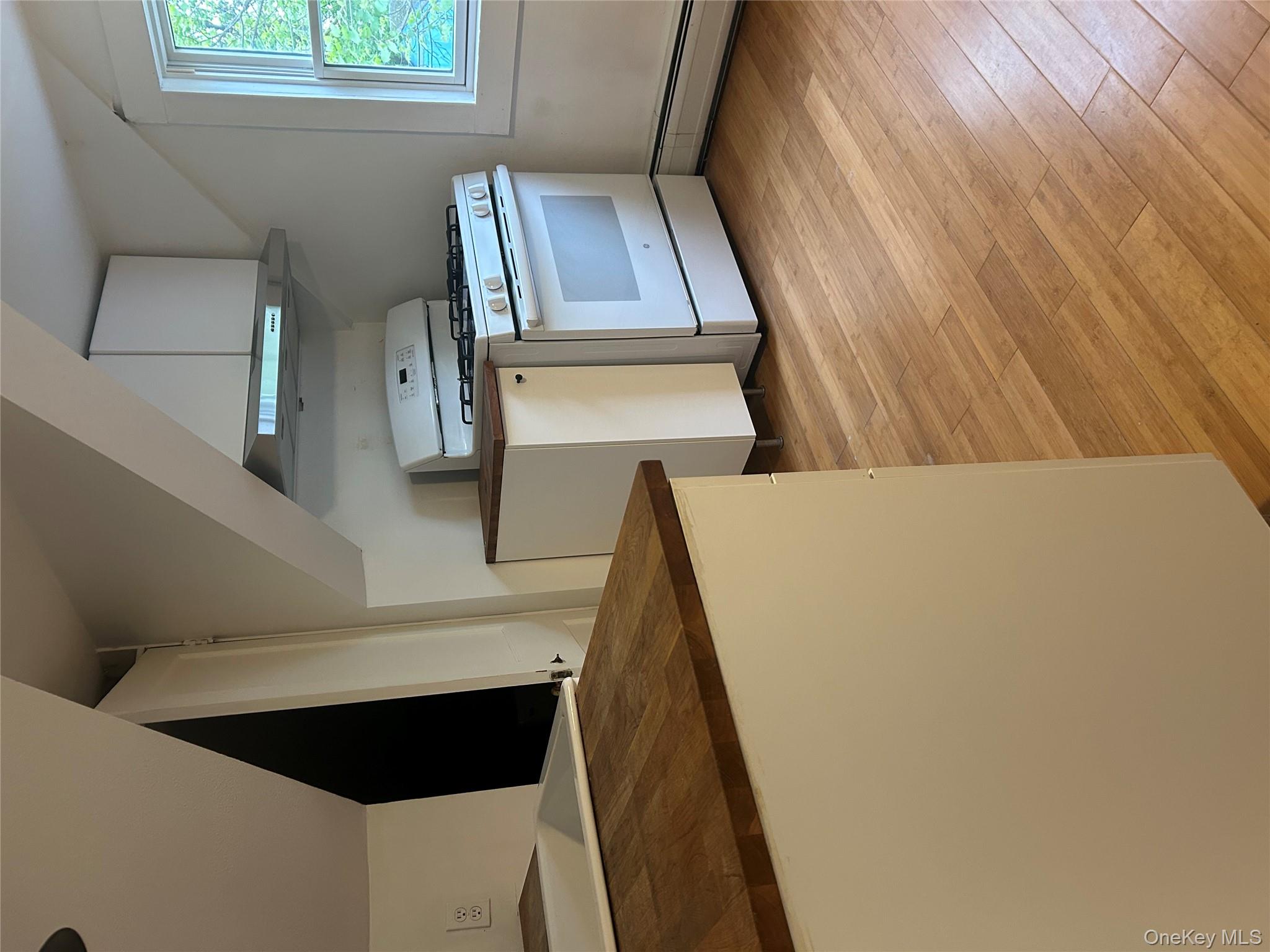 #12 photo, 16 Cherry Street, Red Hook , NY 12571